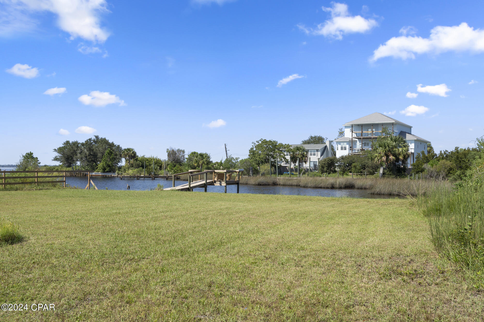 East Bay Park - Land