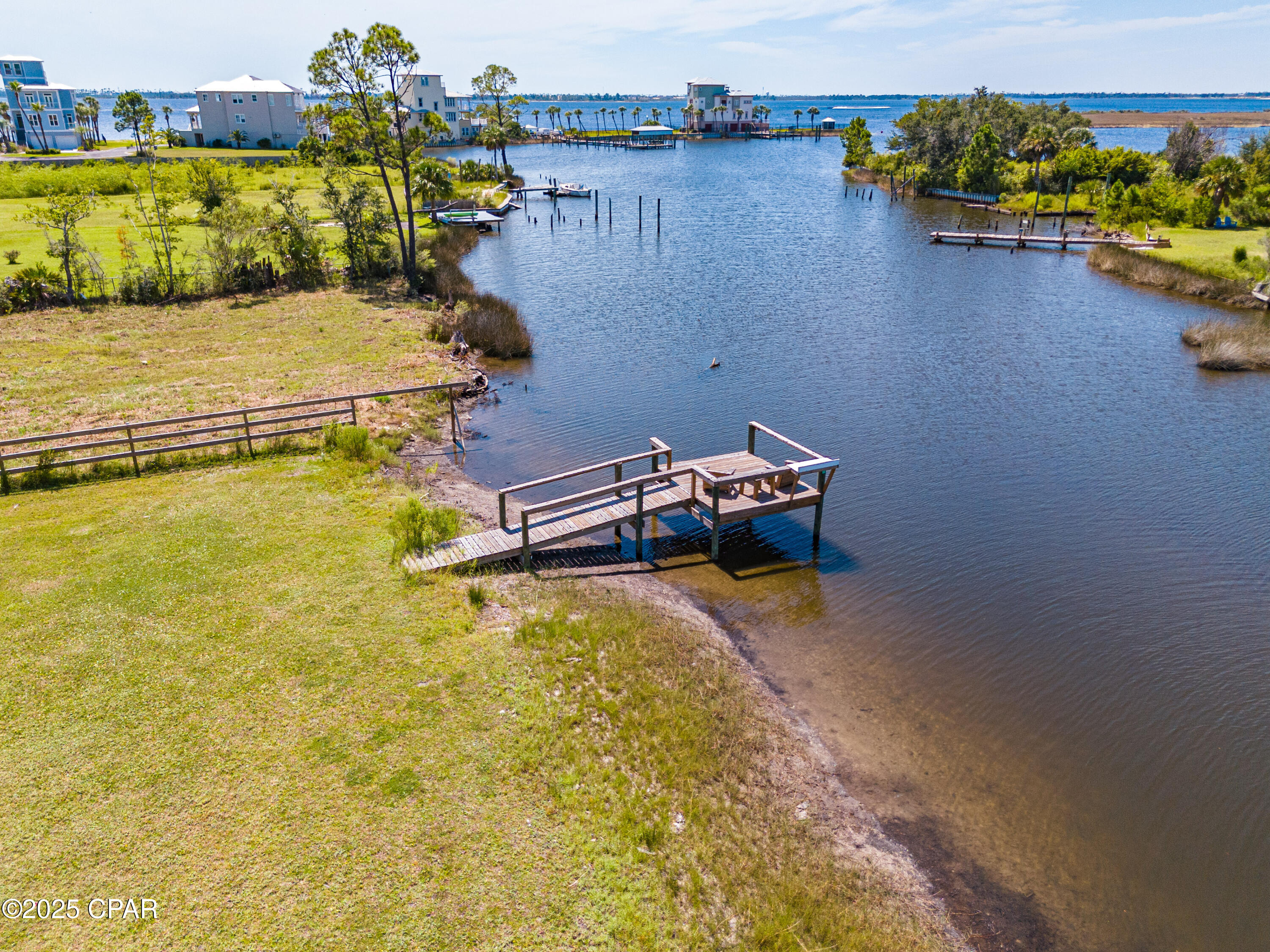 East Bay Park - Land