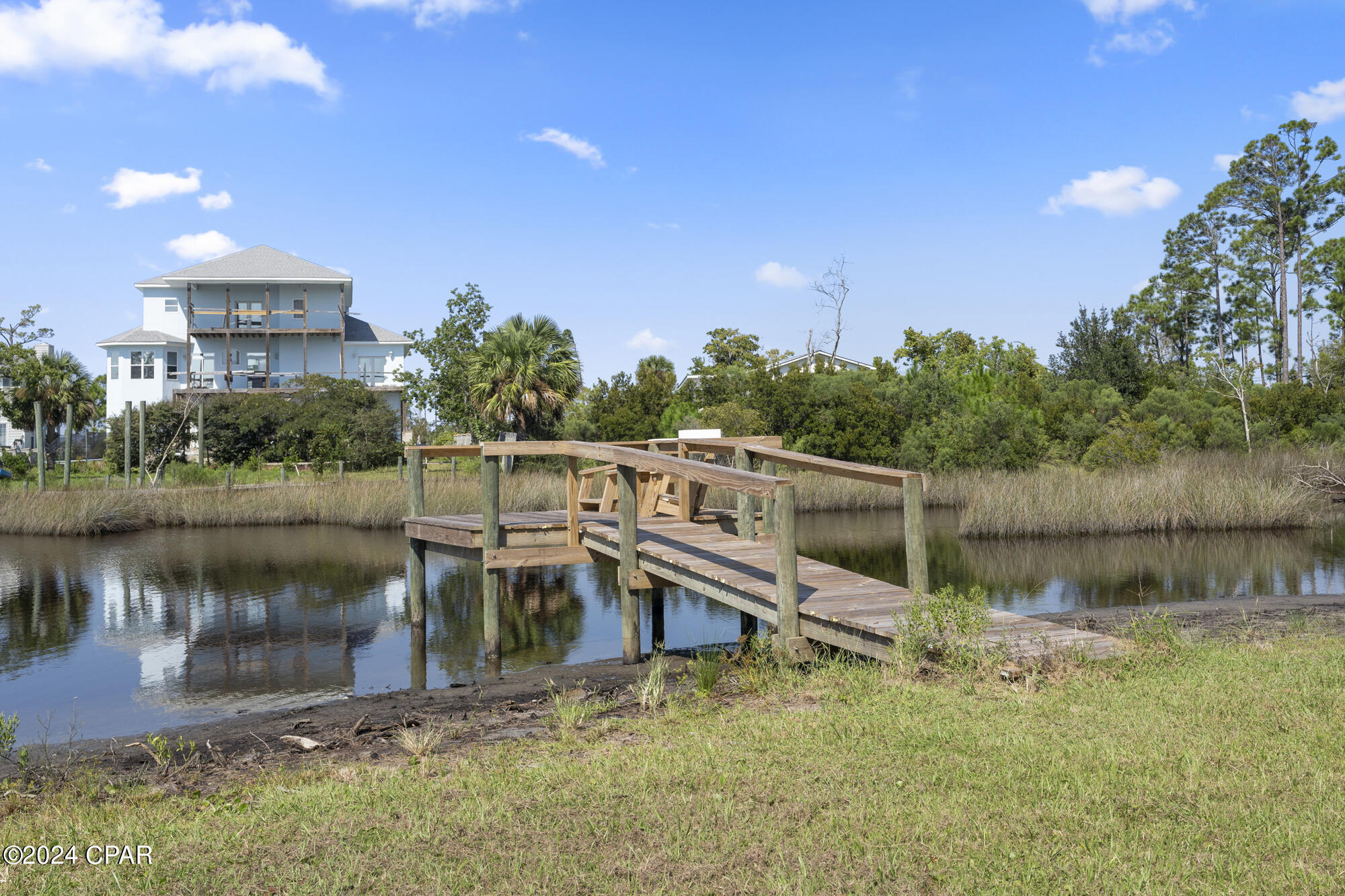 East Bay Park - Land