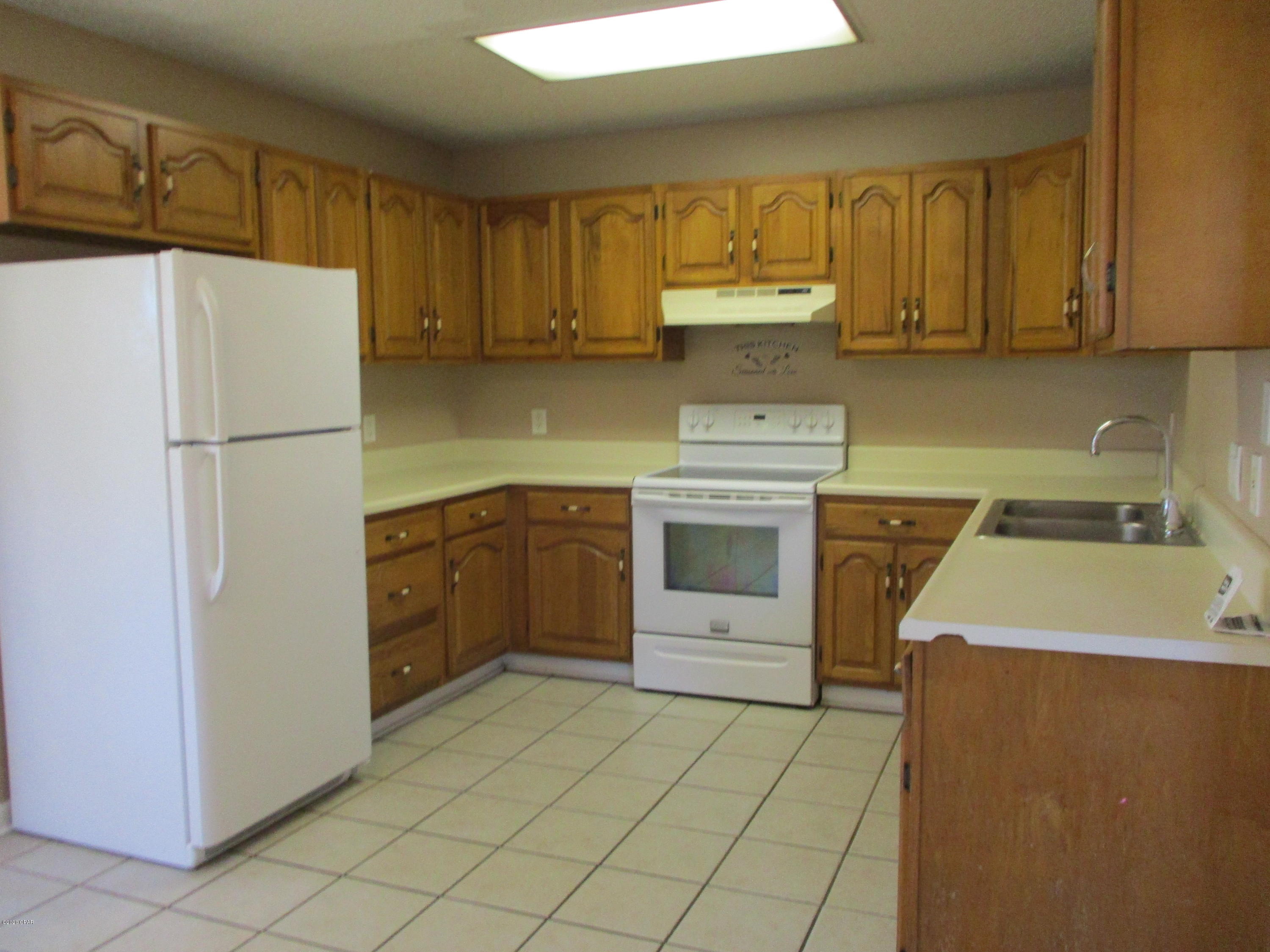 North Lagoon Oaks 1st - Residential