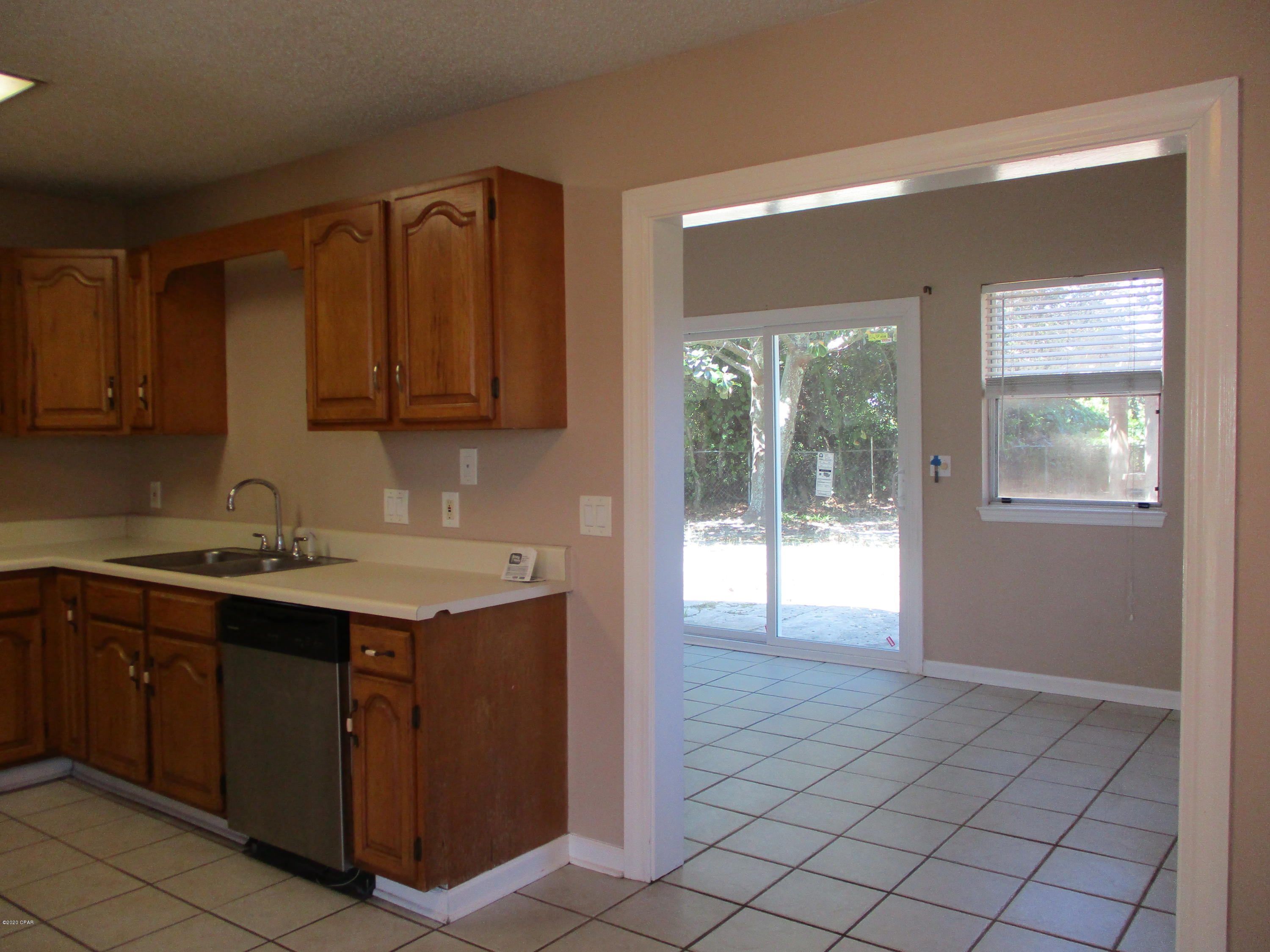 North Lagoon Oaks 1st - Residential