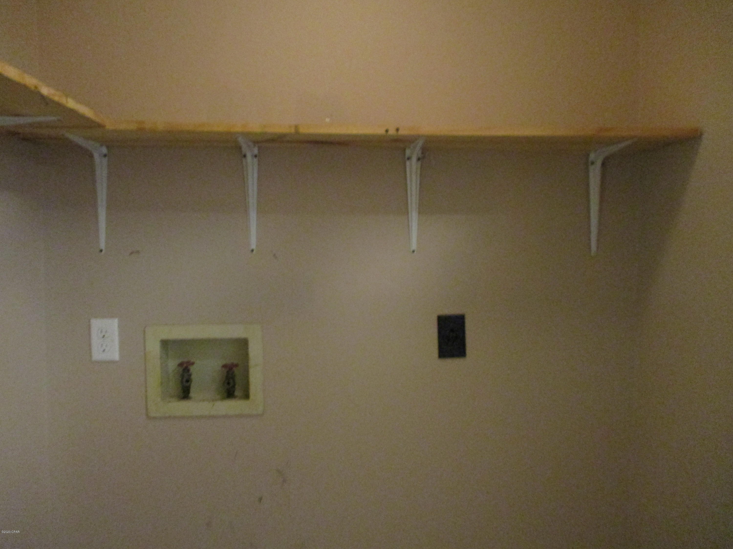 North Lagoon Oaks 1st - Residential