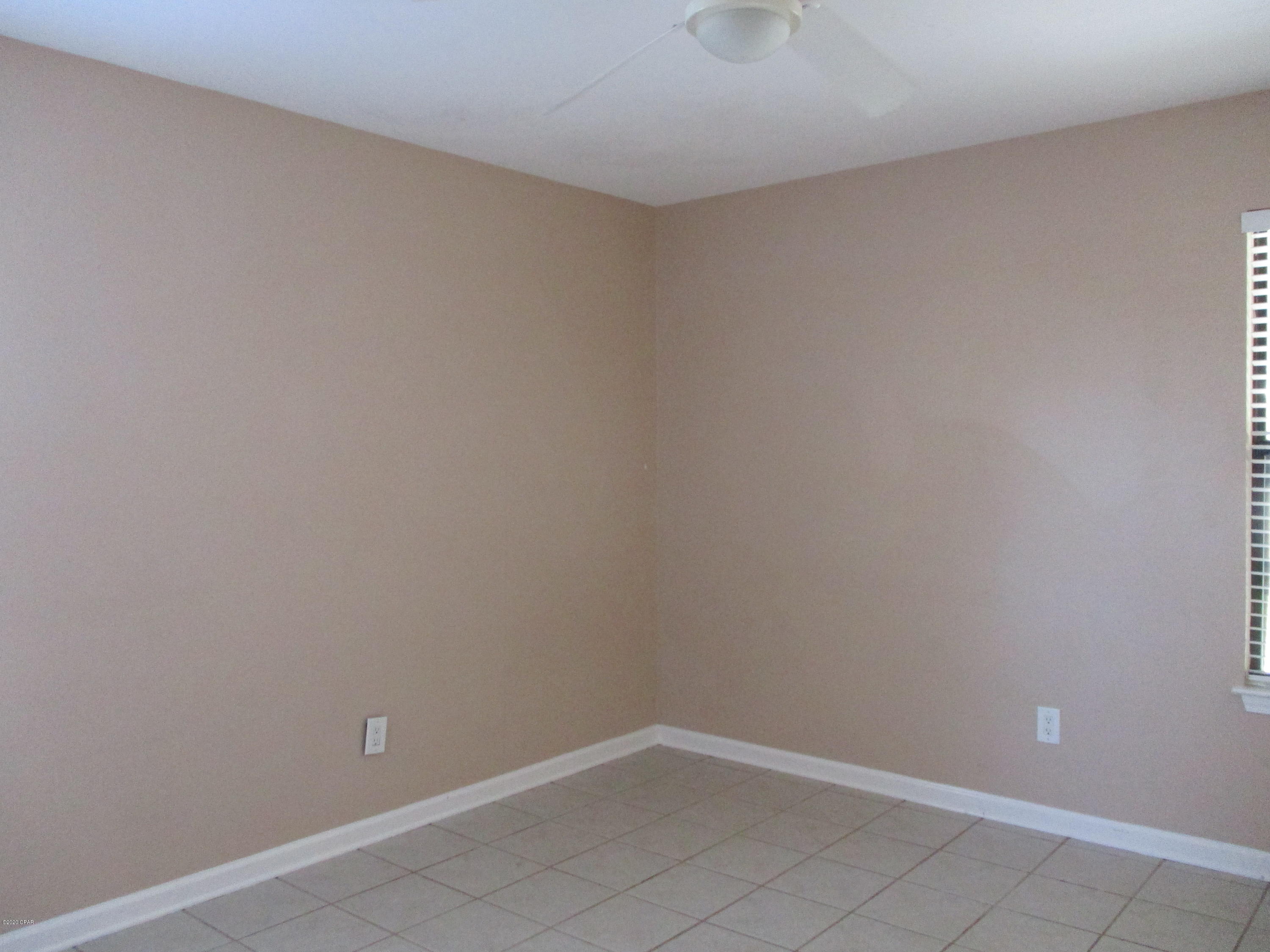 North Lagoon Oaks 1st - Residential