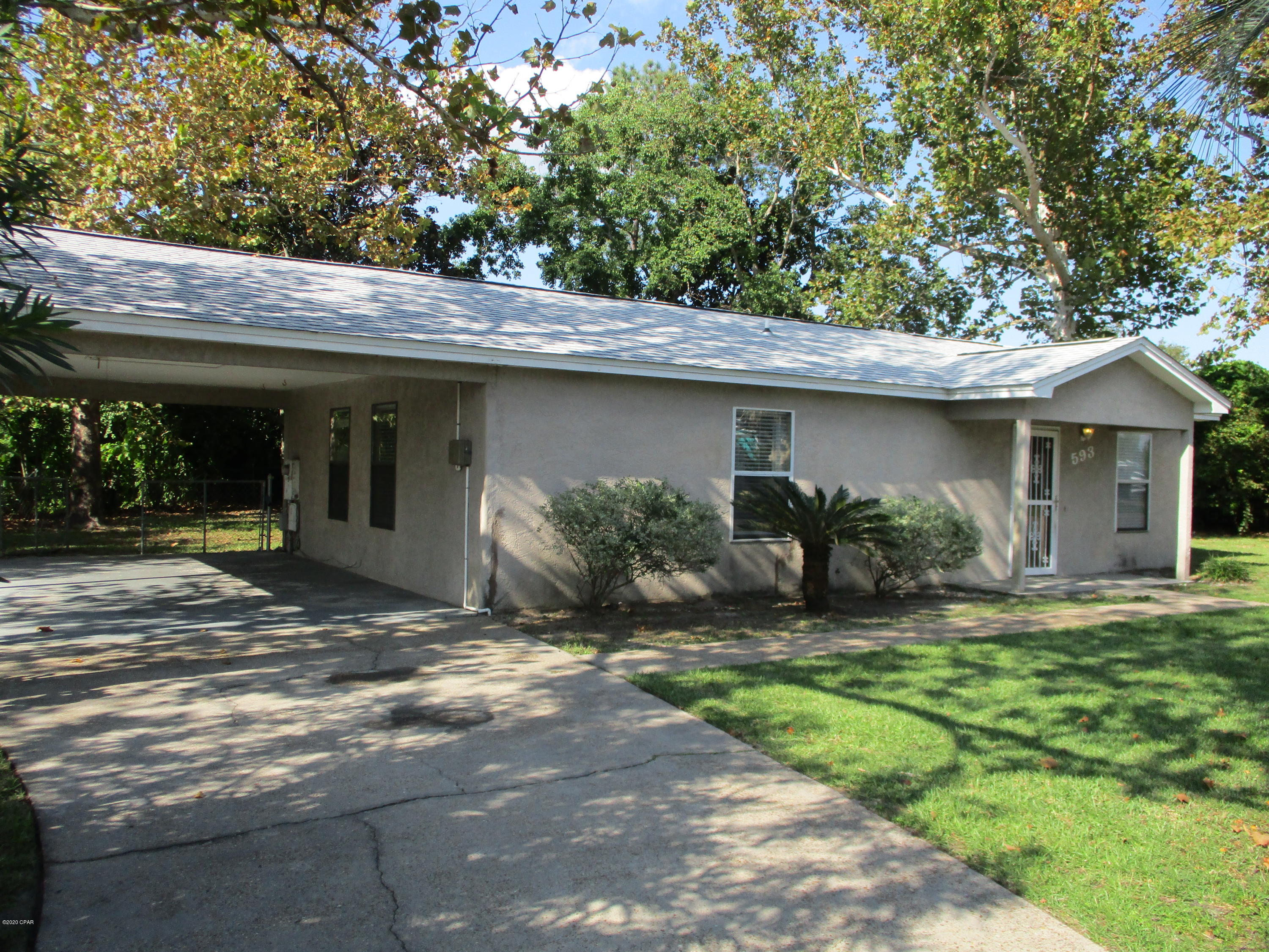 North Lagoon Oaks 1st - Residential