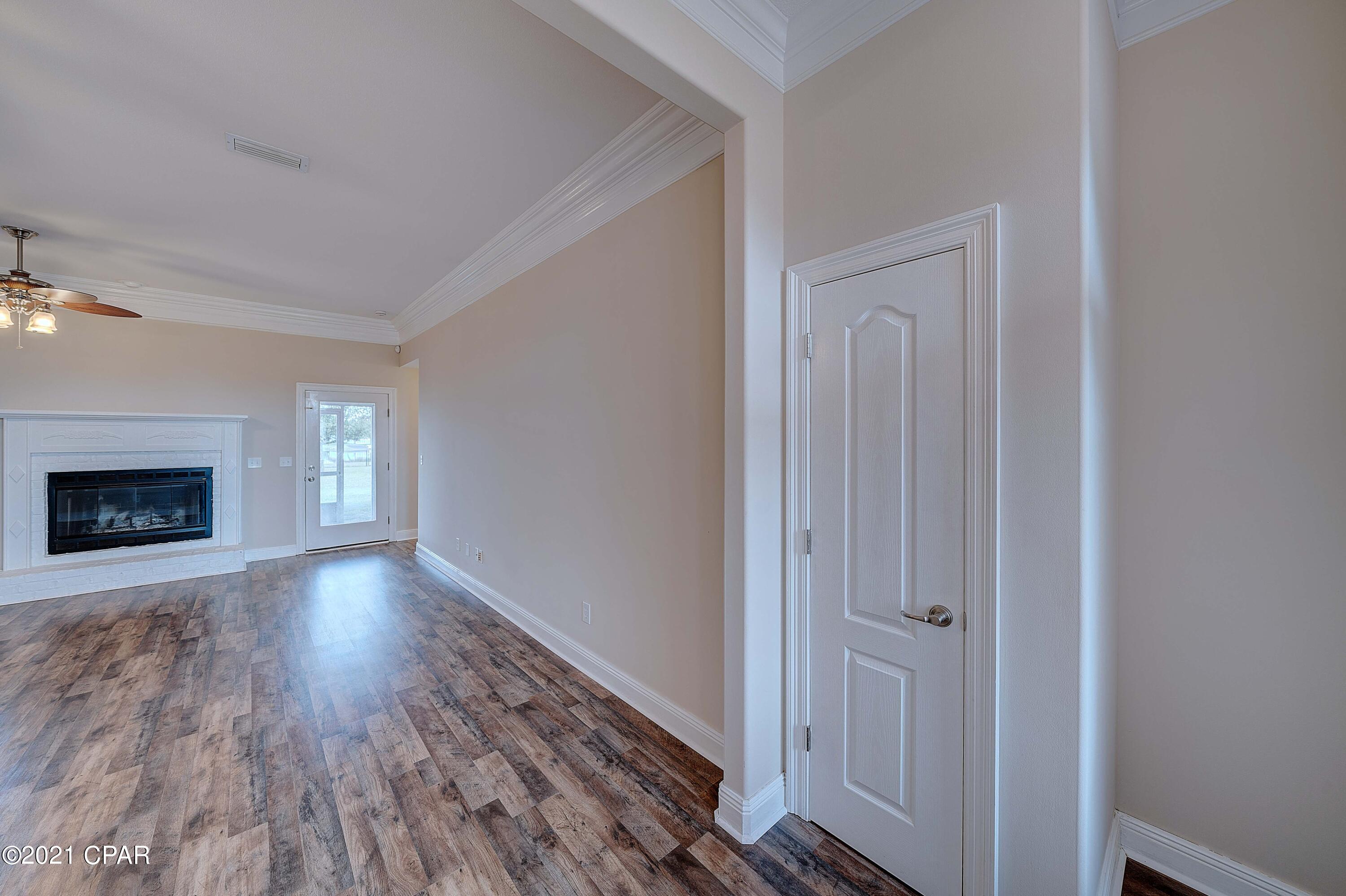 Kirkland Manor - Residential