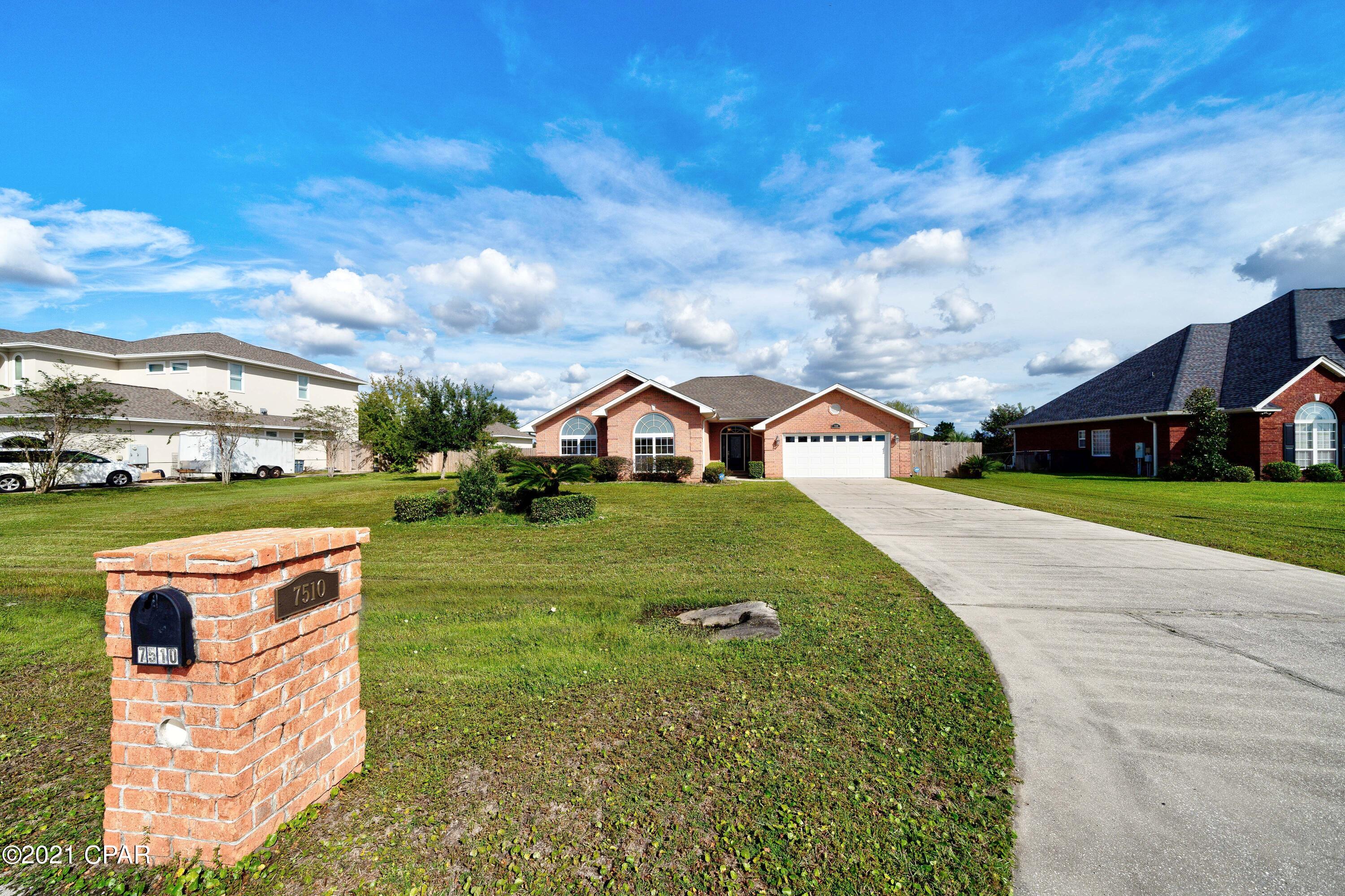 Kirkland Manor - Residential