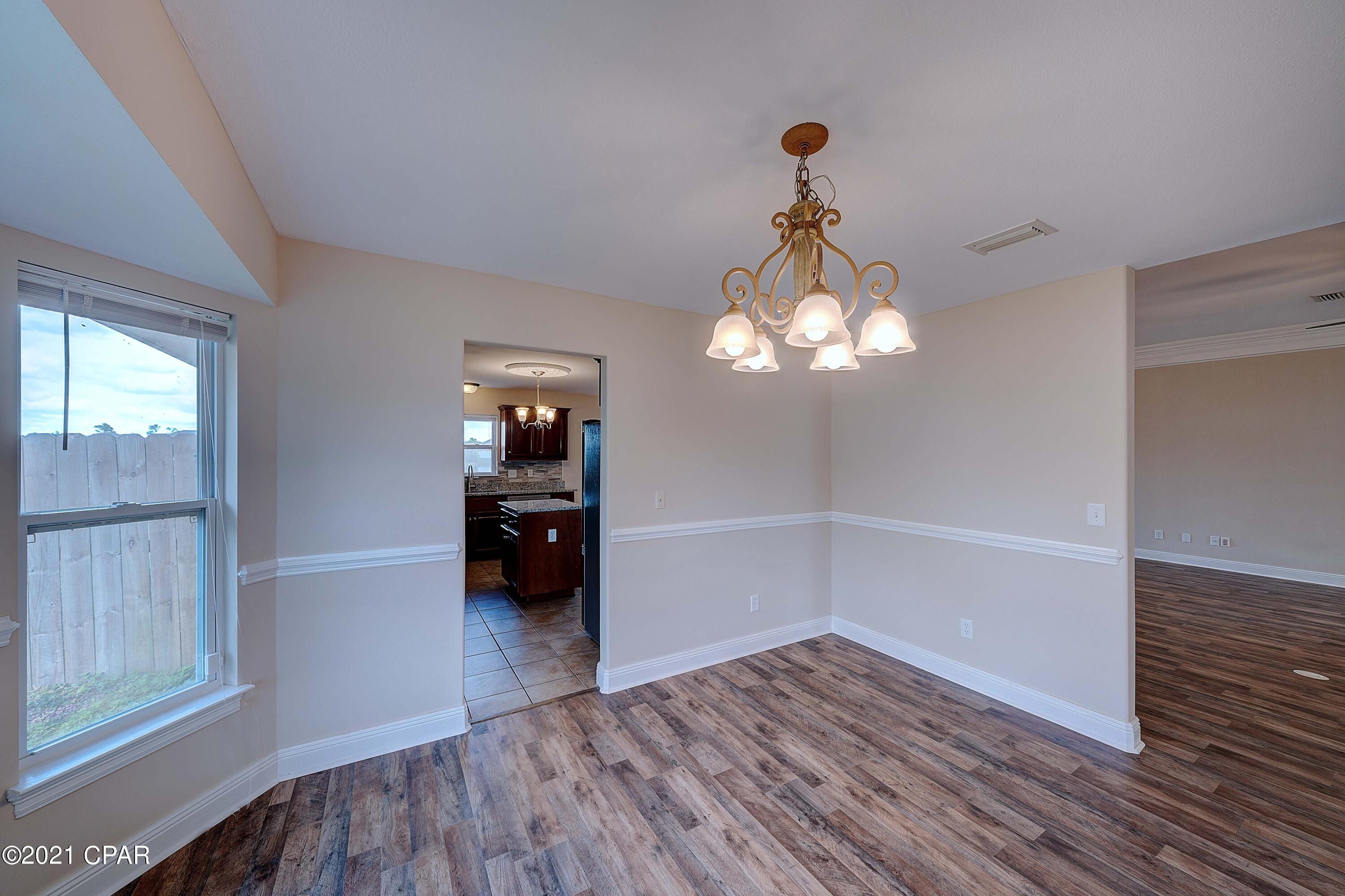 Kirkland Manor - Residential