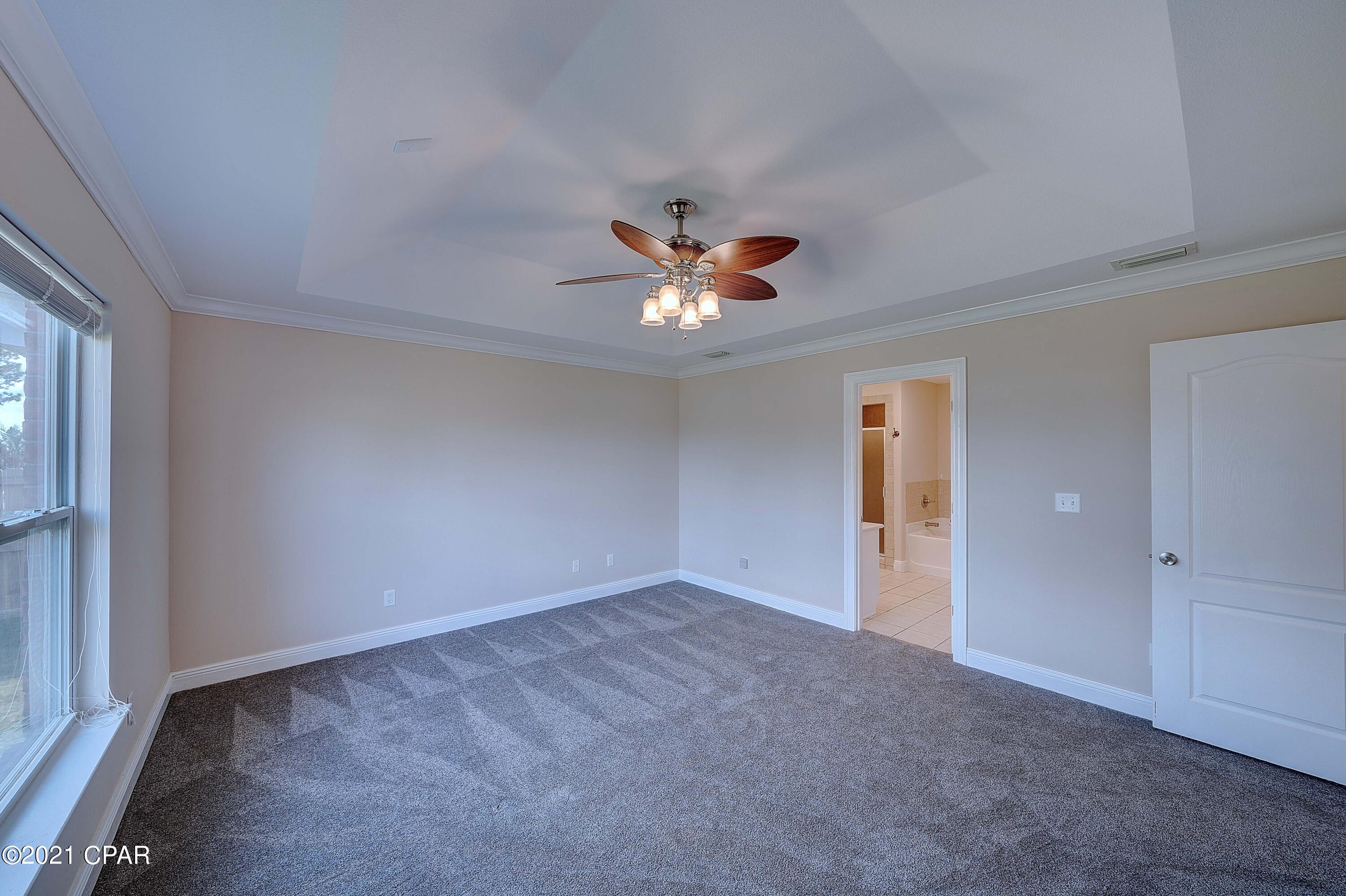 Kirkland Manor - Residential