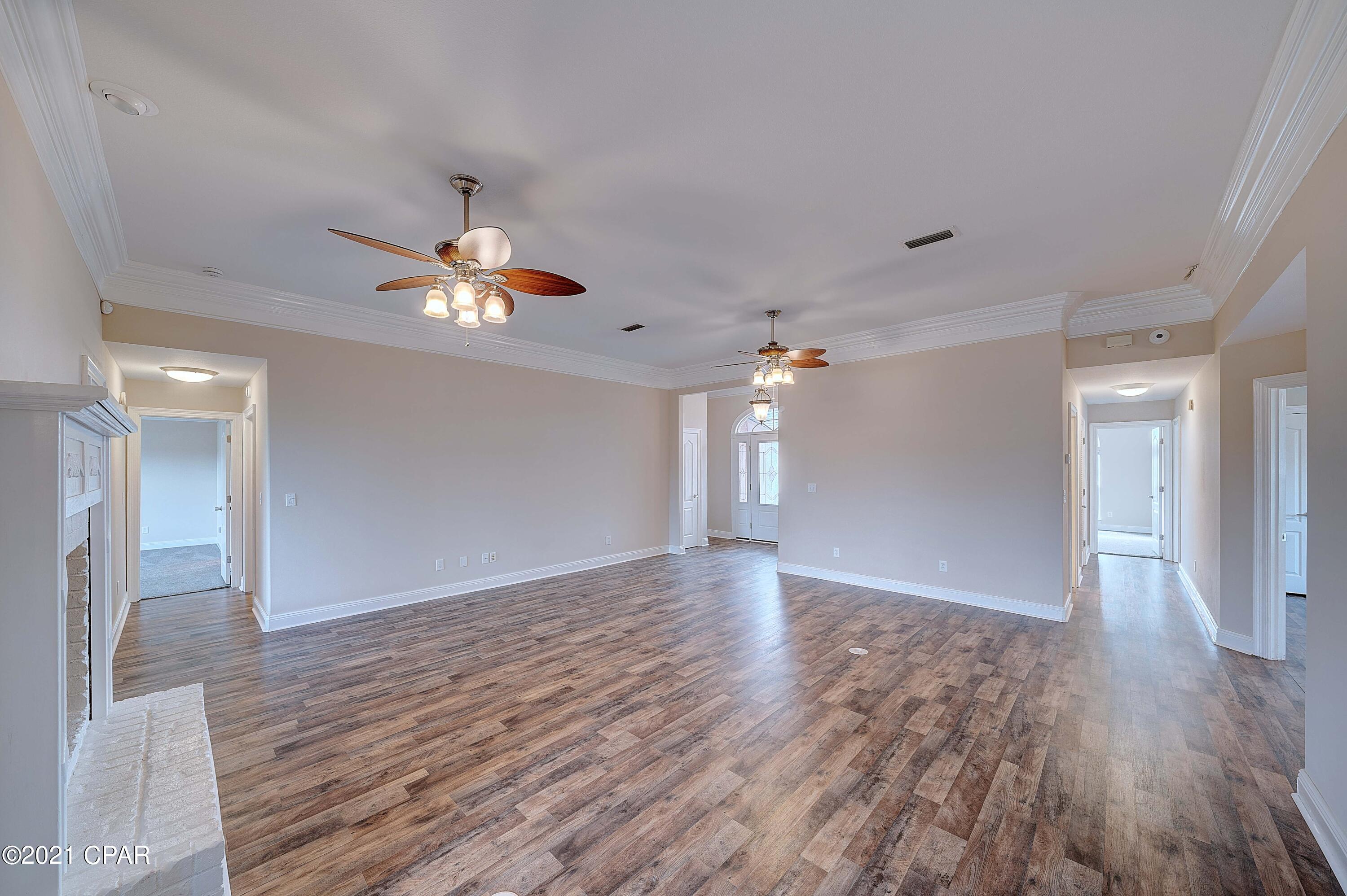 Kirkland Manor - Residential