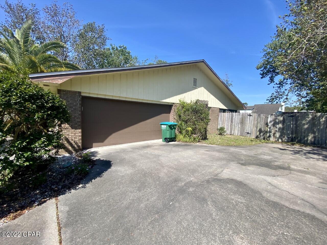 Colony Club - Residential