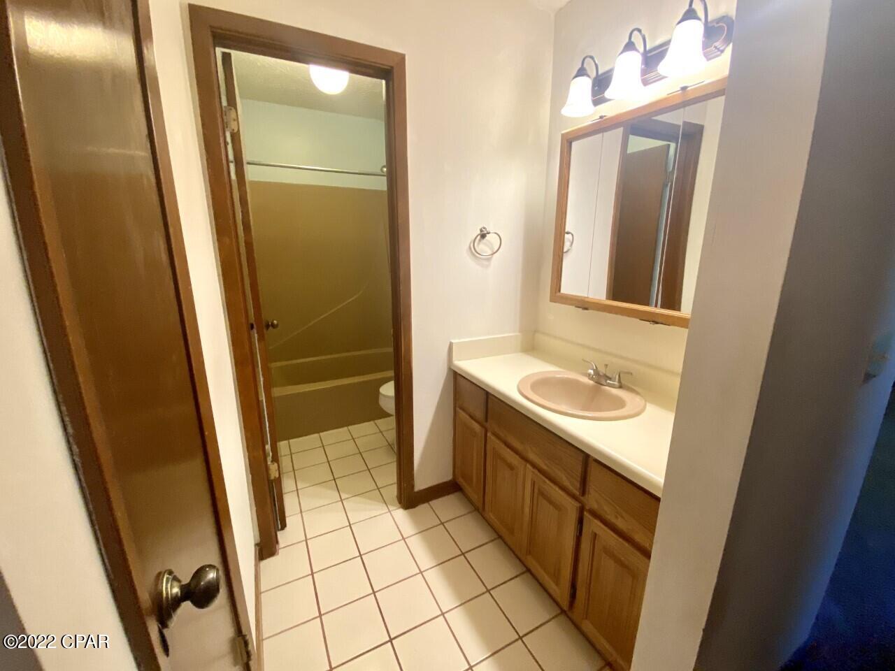 Colony Club - Residential