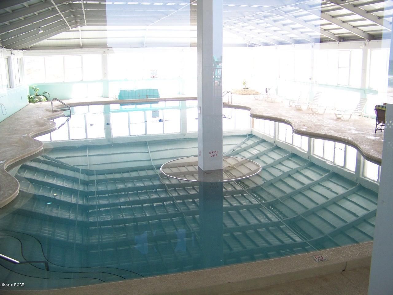 Fontainebleau Terrace - Residential