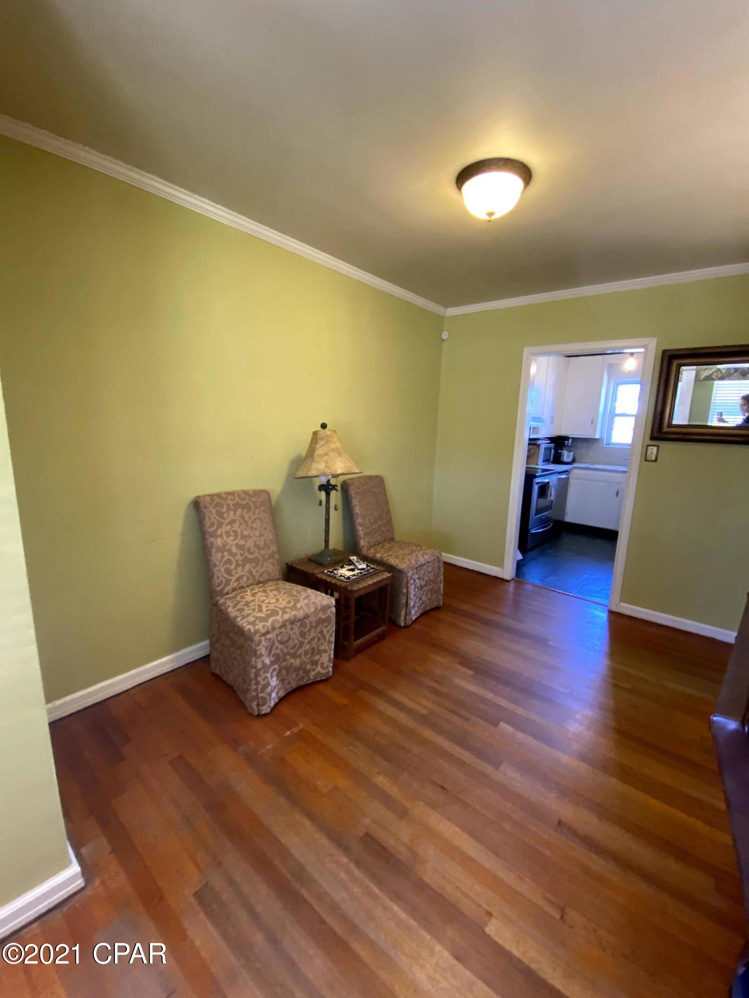 [No Recorded Subdiv] - Residential