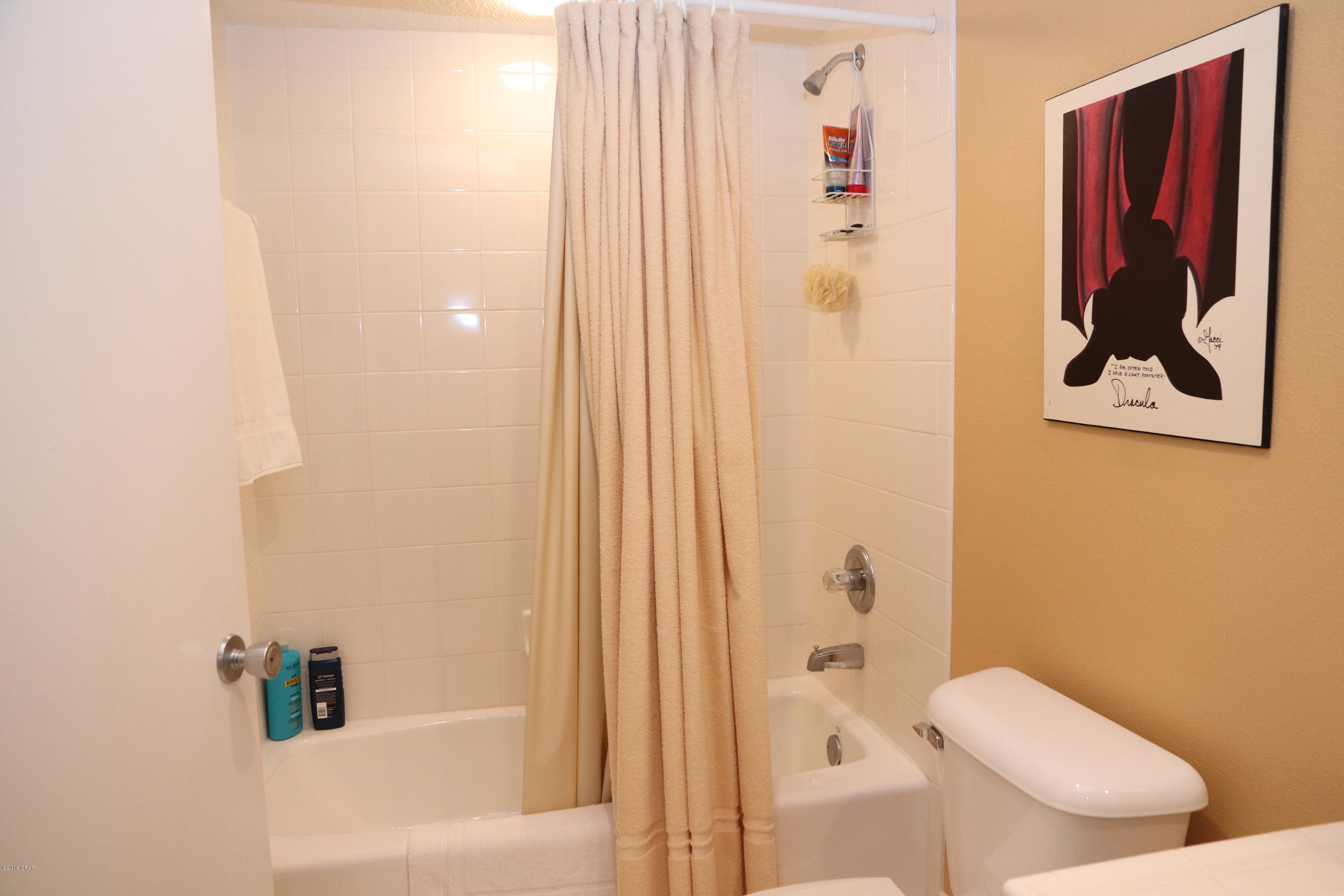 Shores Townhouses - Residential