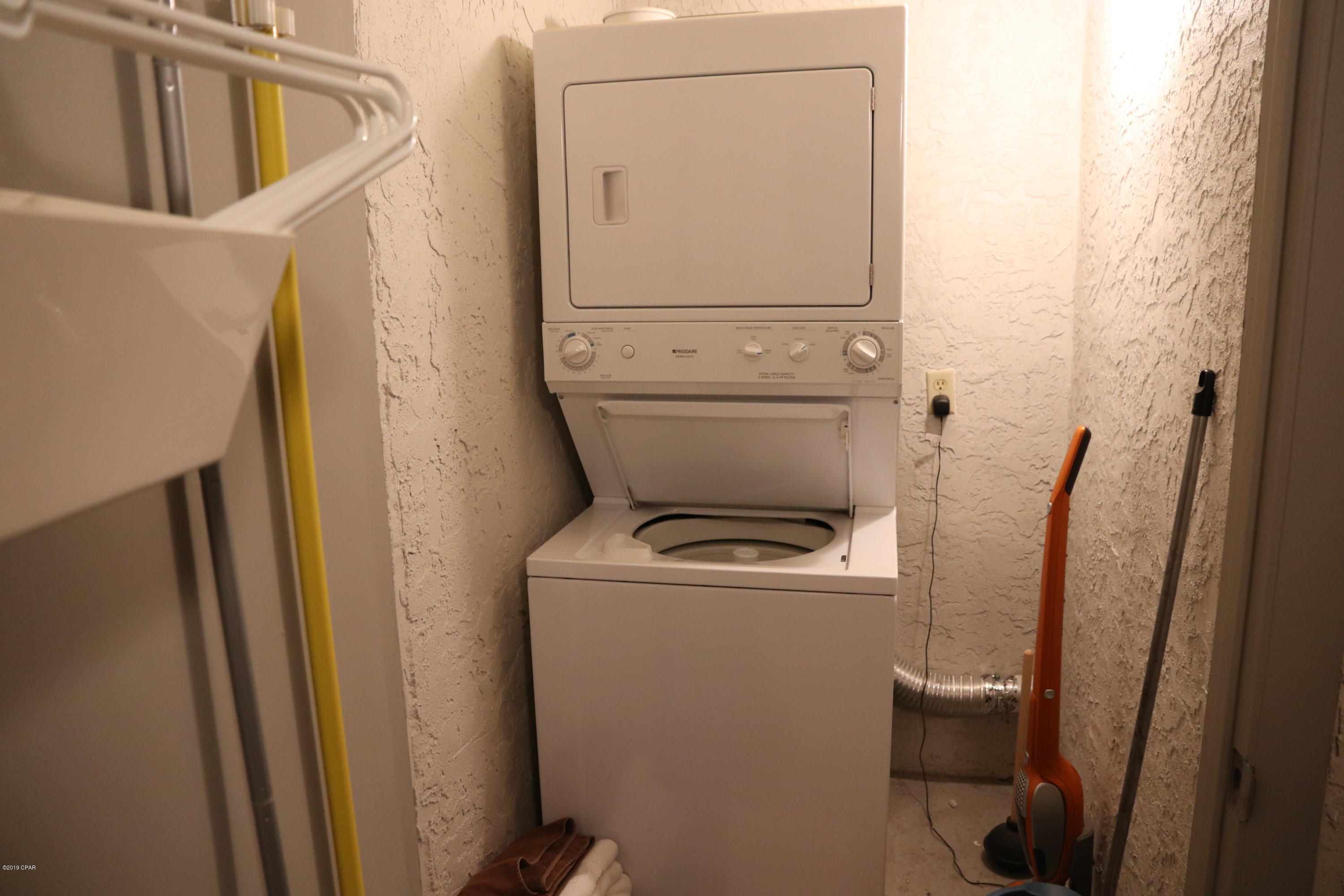 Shores Townhouses - Residential