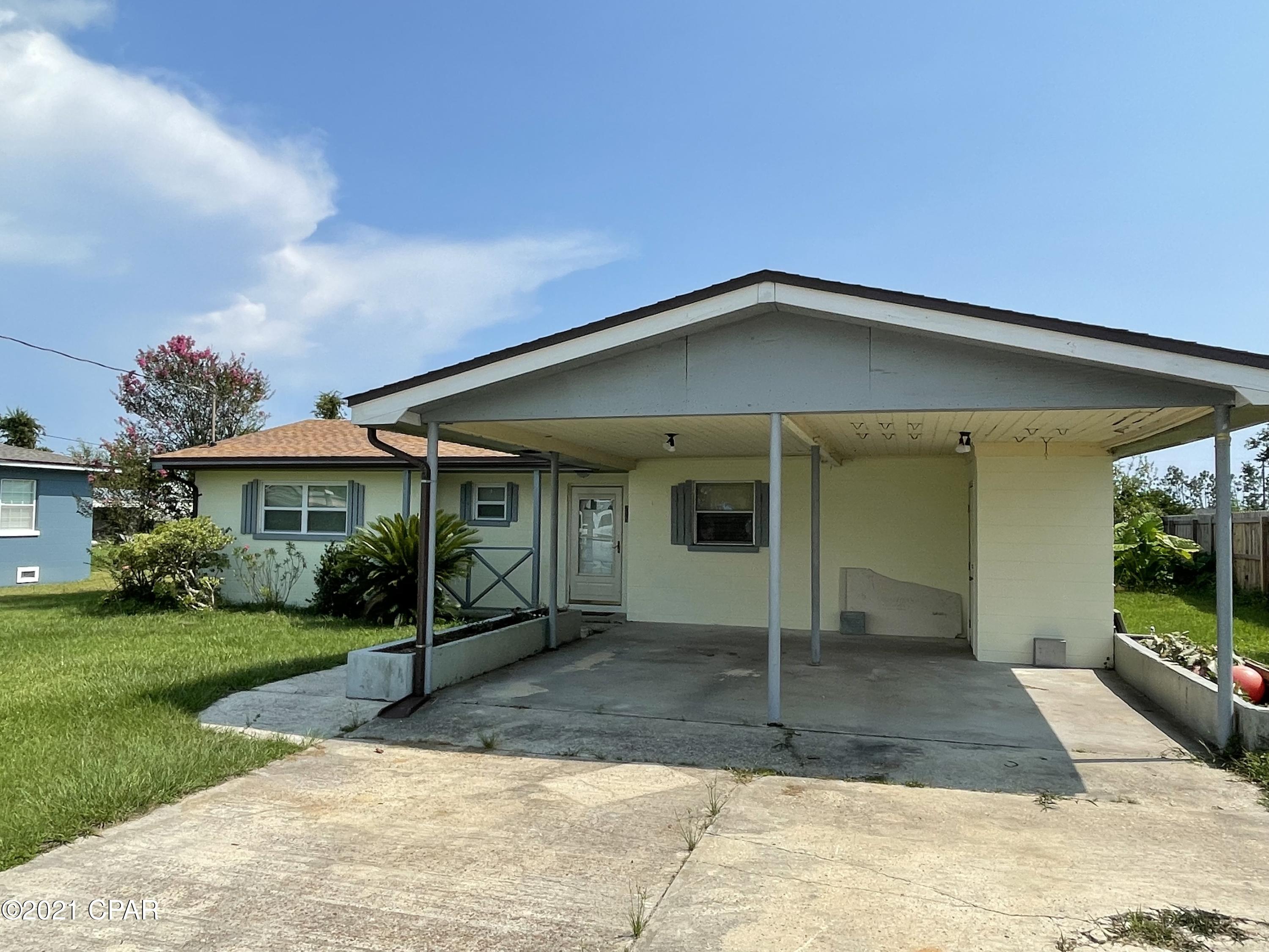 [No Recorded Subdiv] - Residential