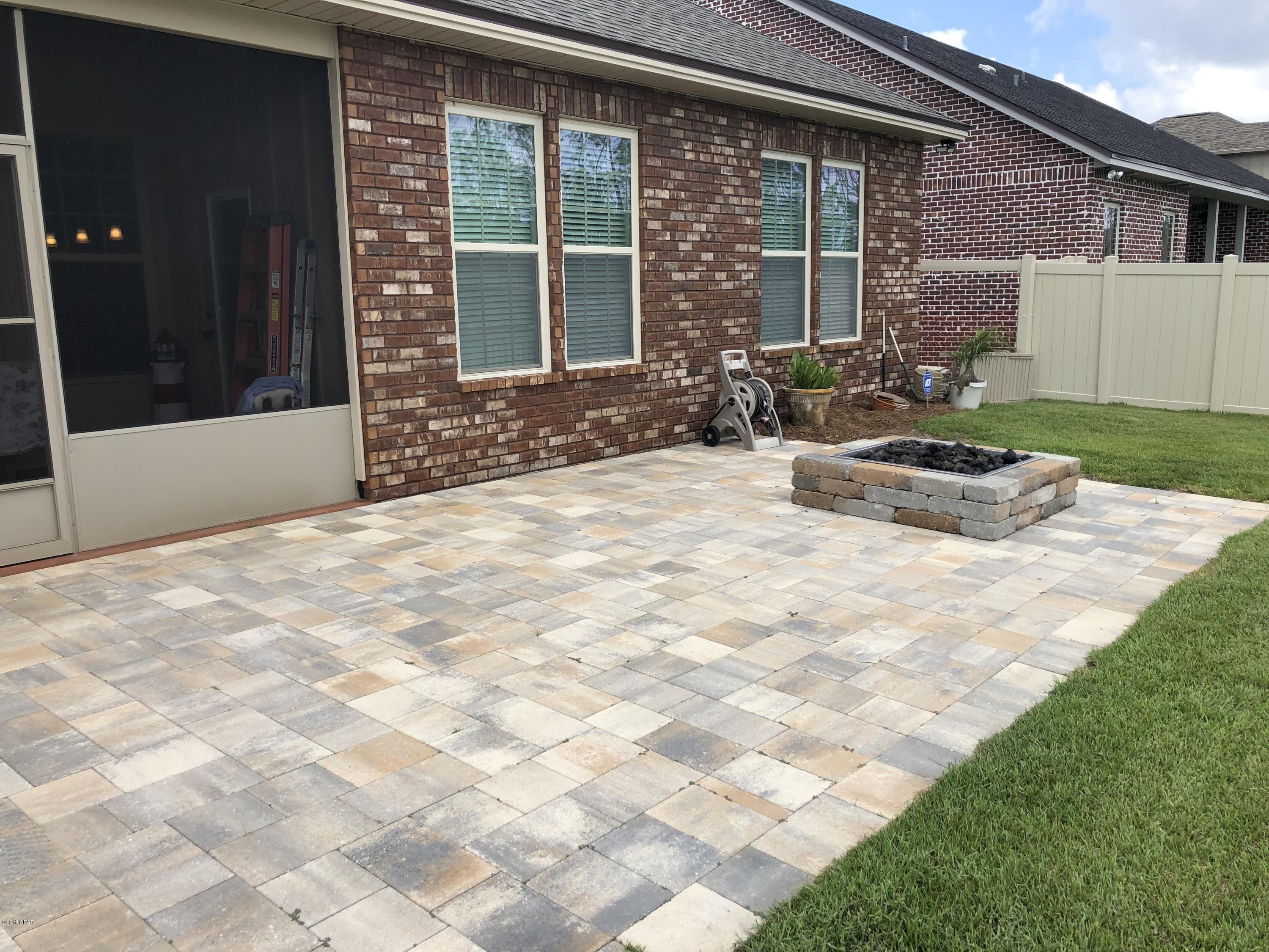 Hawks Landing - Residential