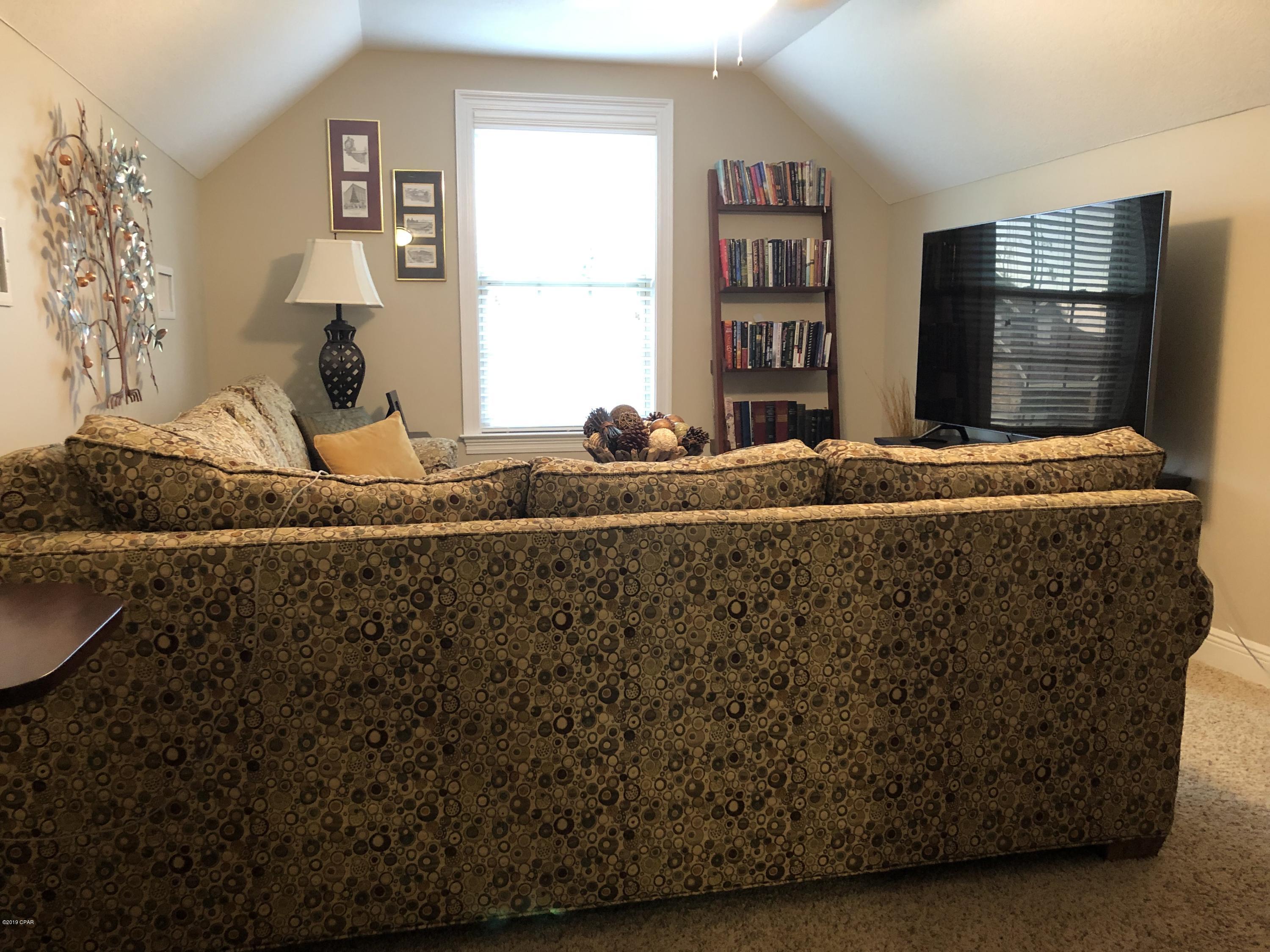 Hawks Landing - Residential