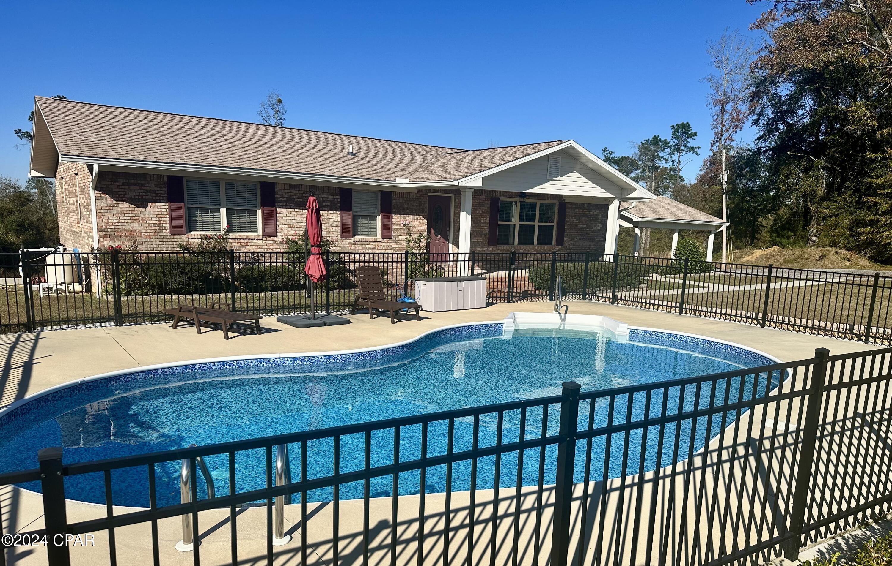 Grand Ridge - Residential