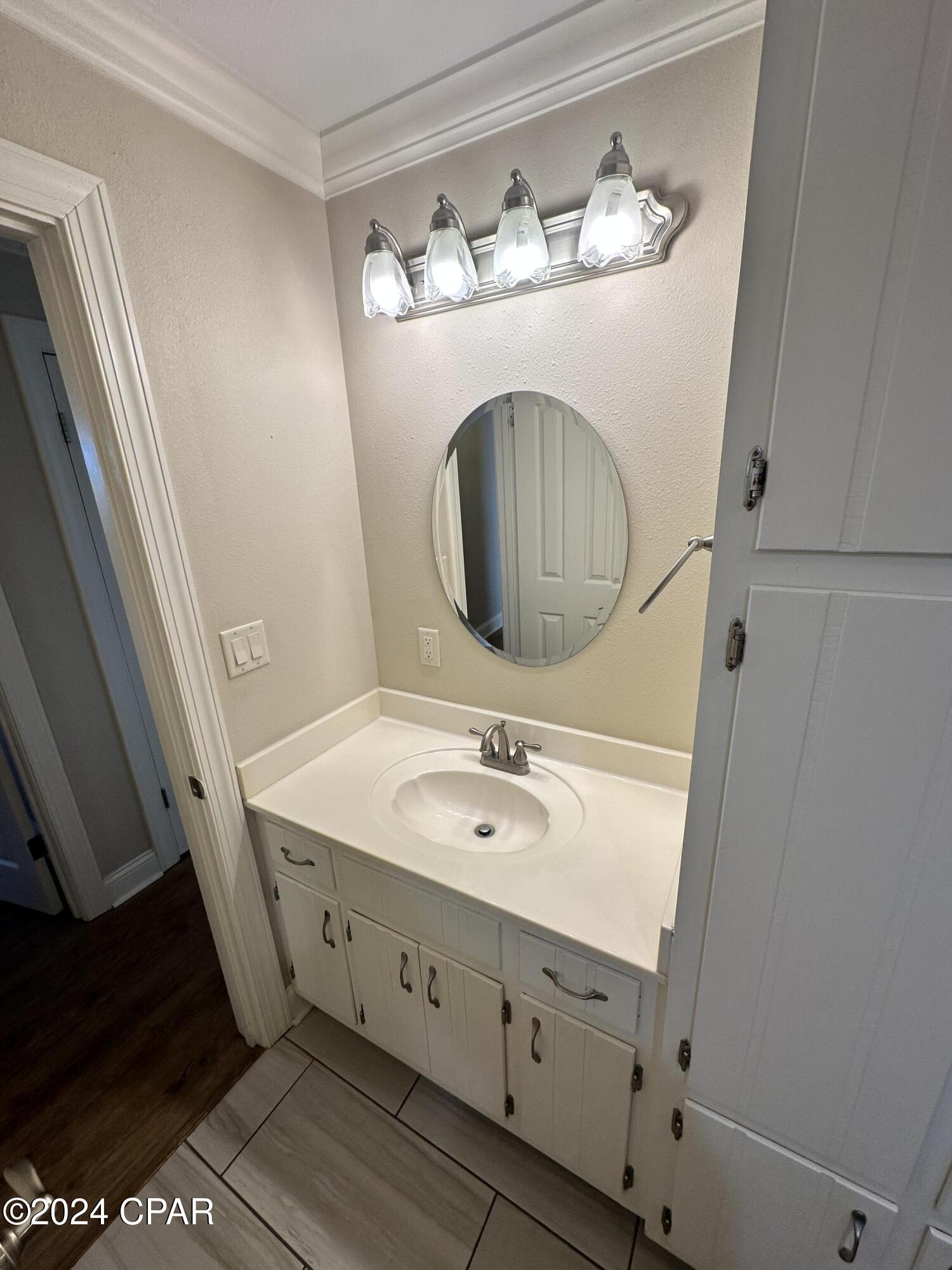 Grand Ridge - Residential