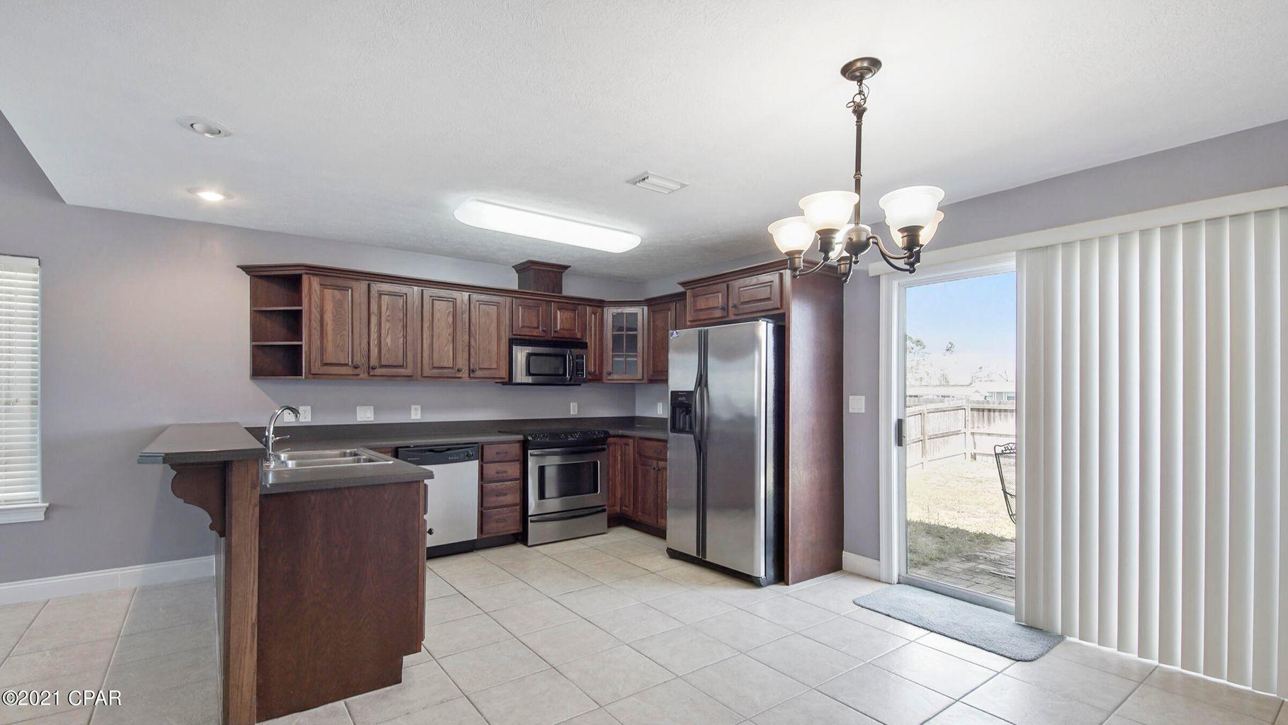 [No Recorded Subdiv] - Residential Lease