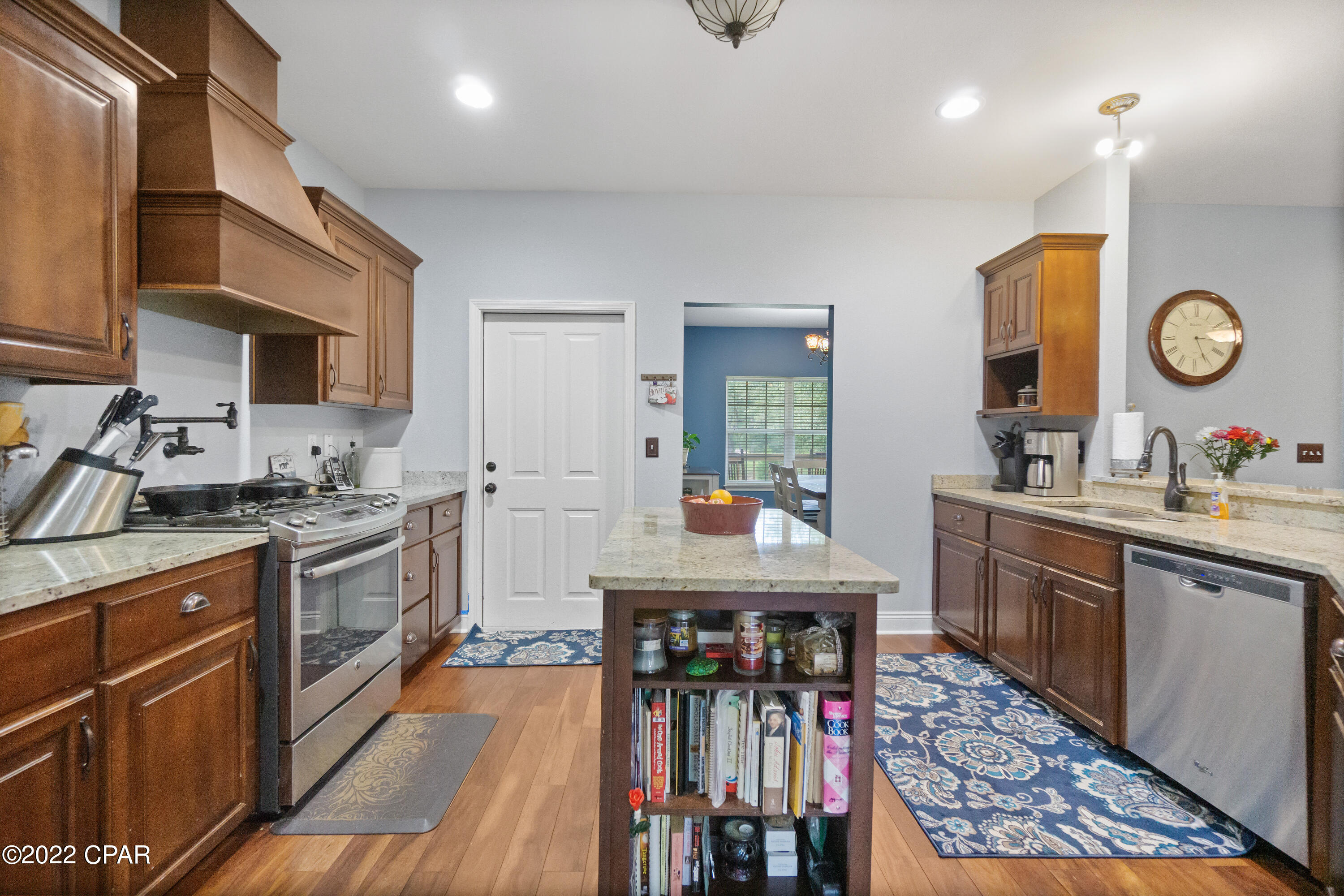 [No Recorded Subdiv] - Residential