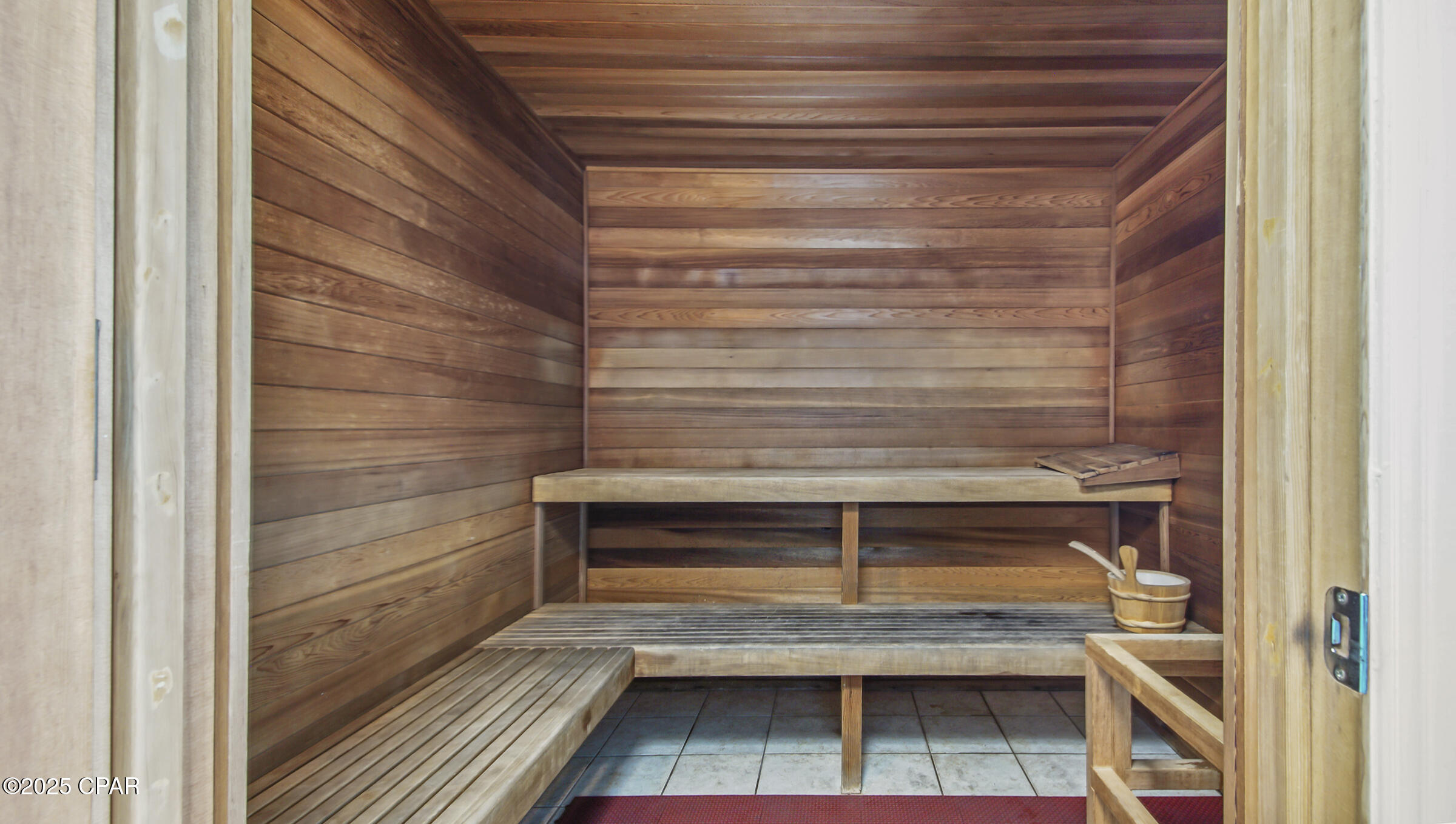 Tropic Winds - Residential