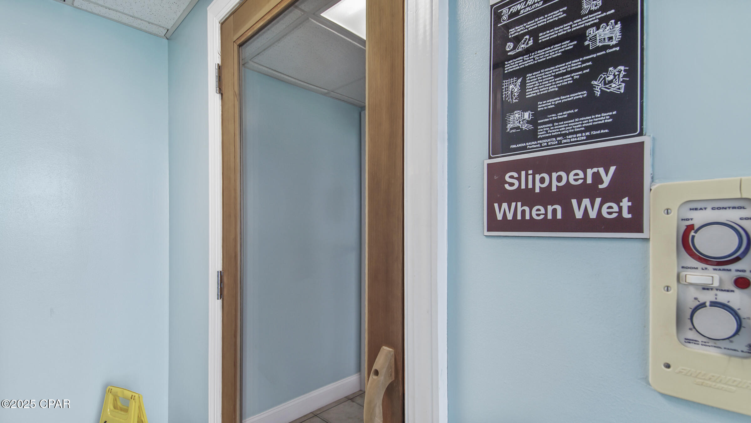 Tropic Winds - Residential