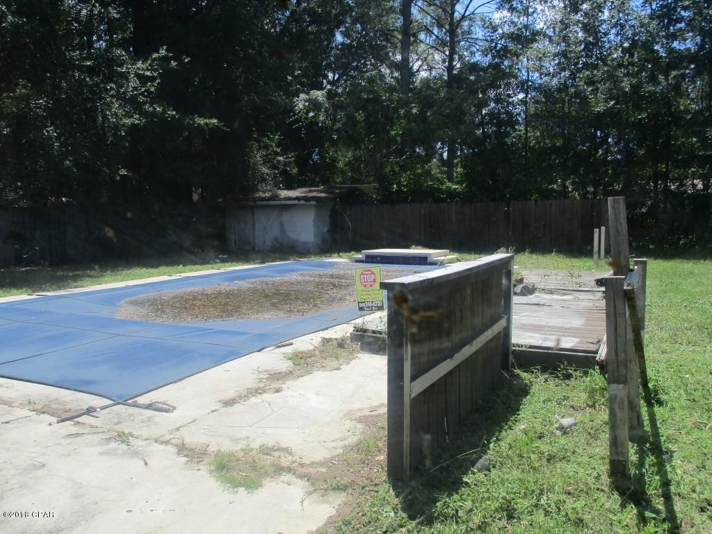 St And Bay Dev Co - Residential