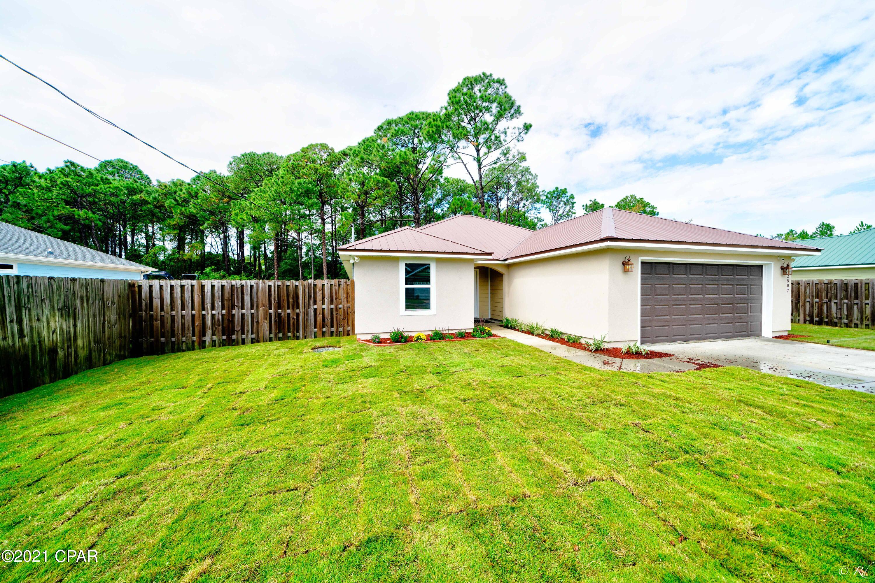 Pines 5th Add - Residential