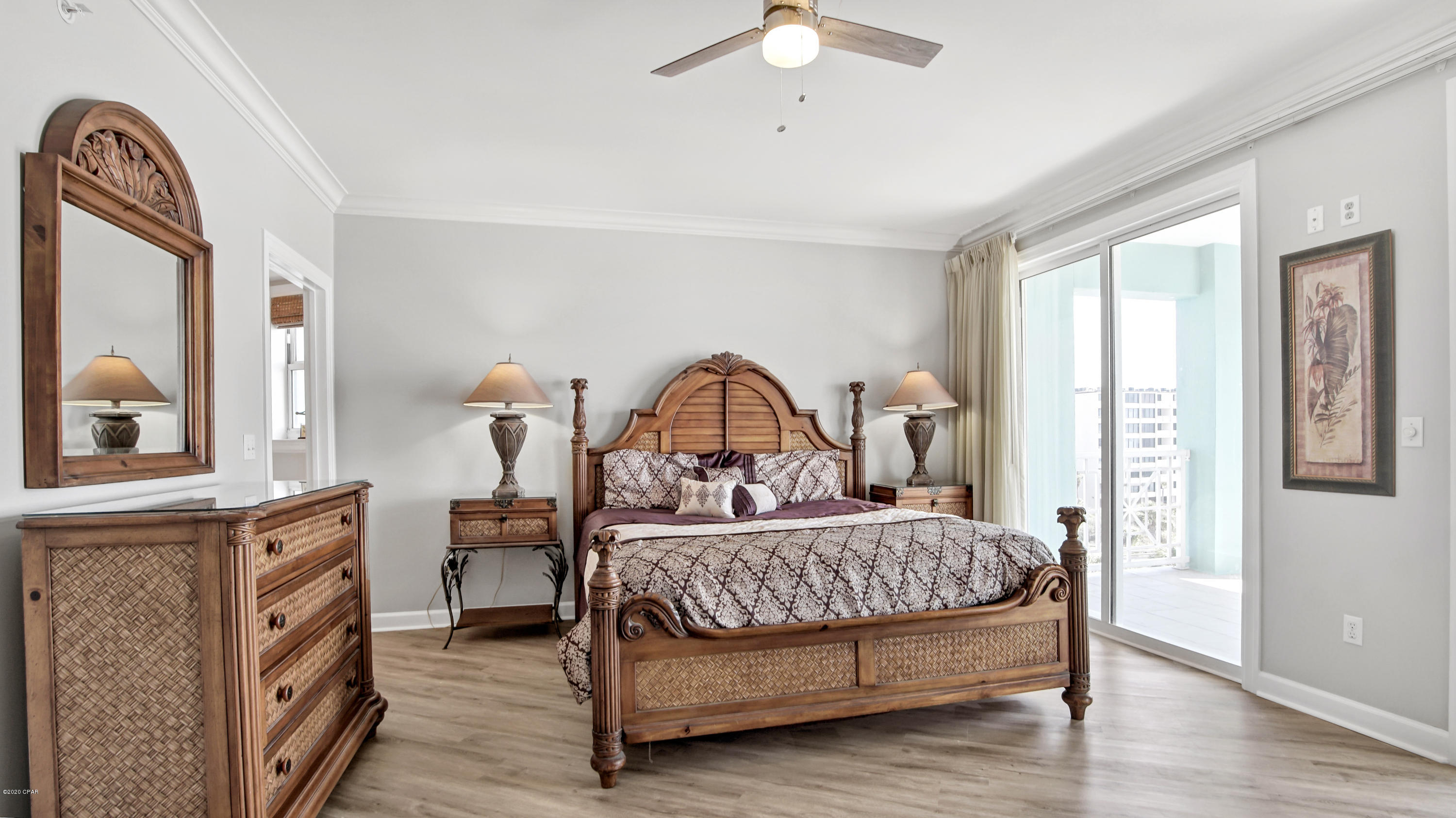 En Soleil Condo - Residential