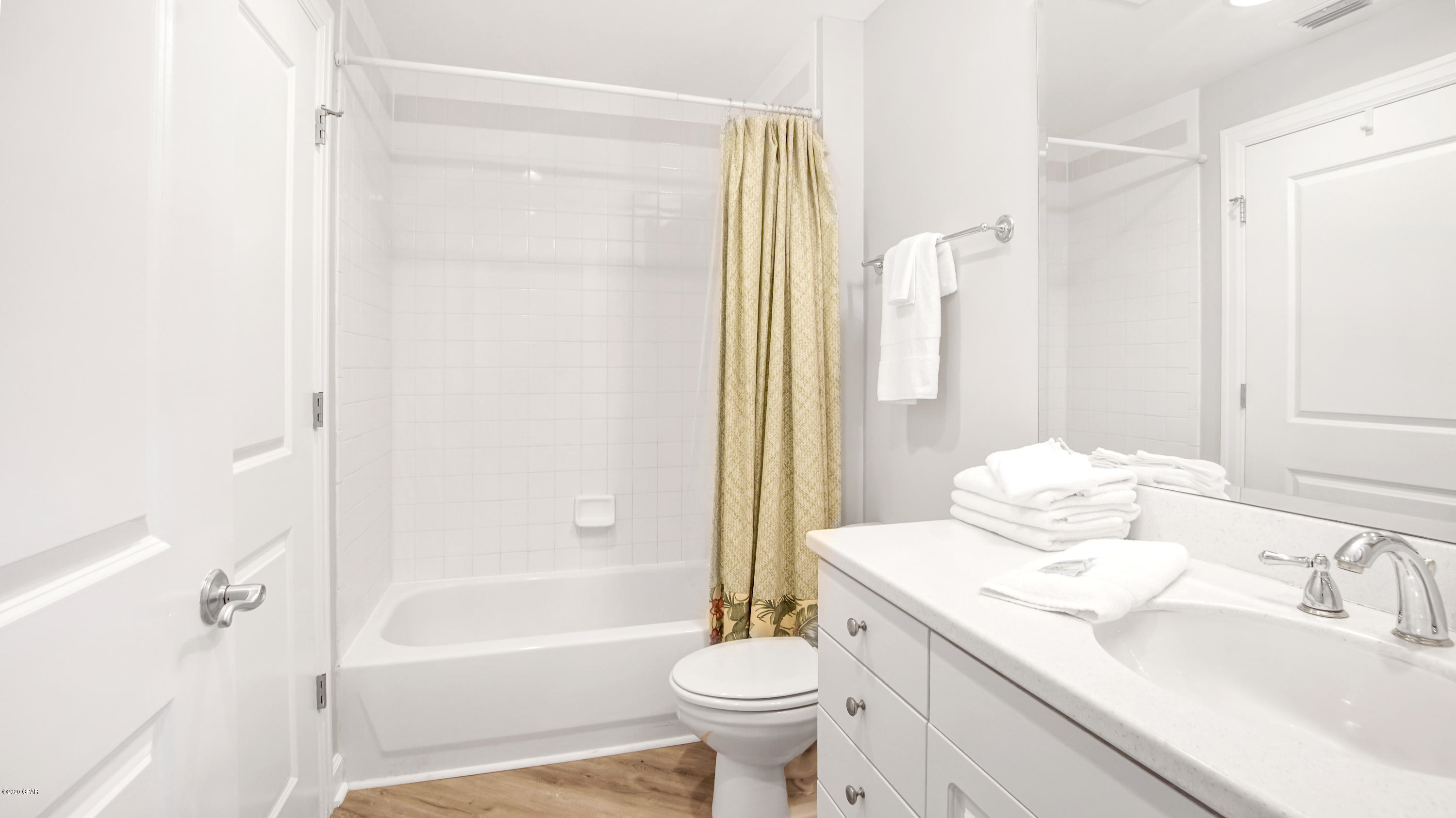 En Soleil Condo - Residential