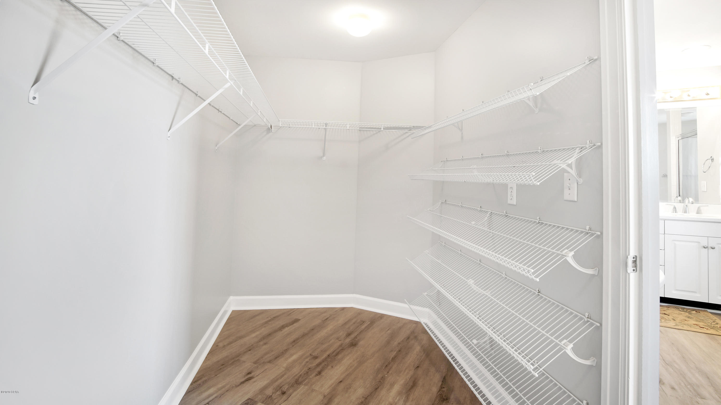 En Soleil Condo - Residential