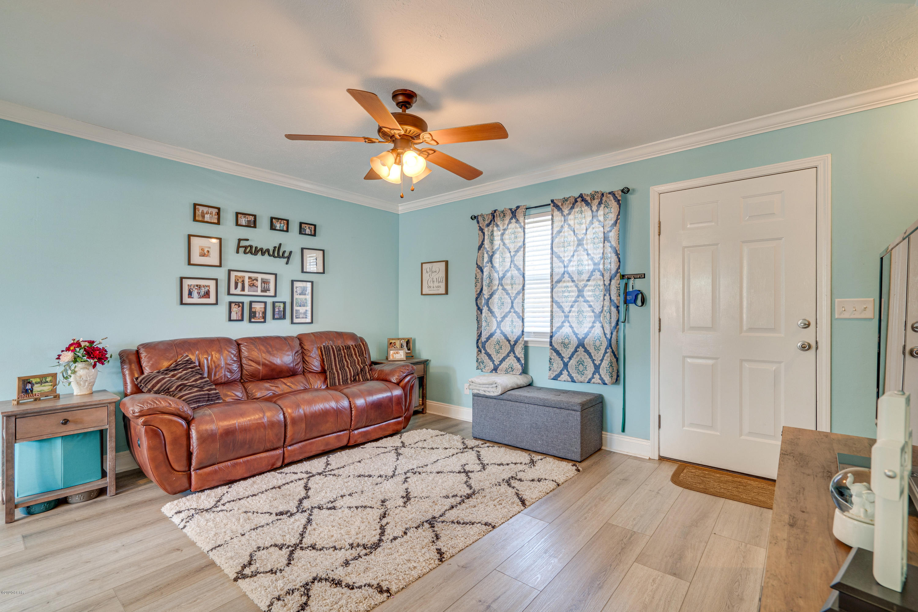 Venetian Villa - Residential