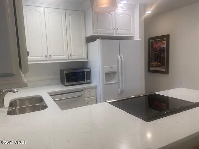 Gulf Shore Manor - Residential