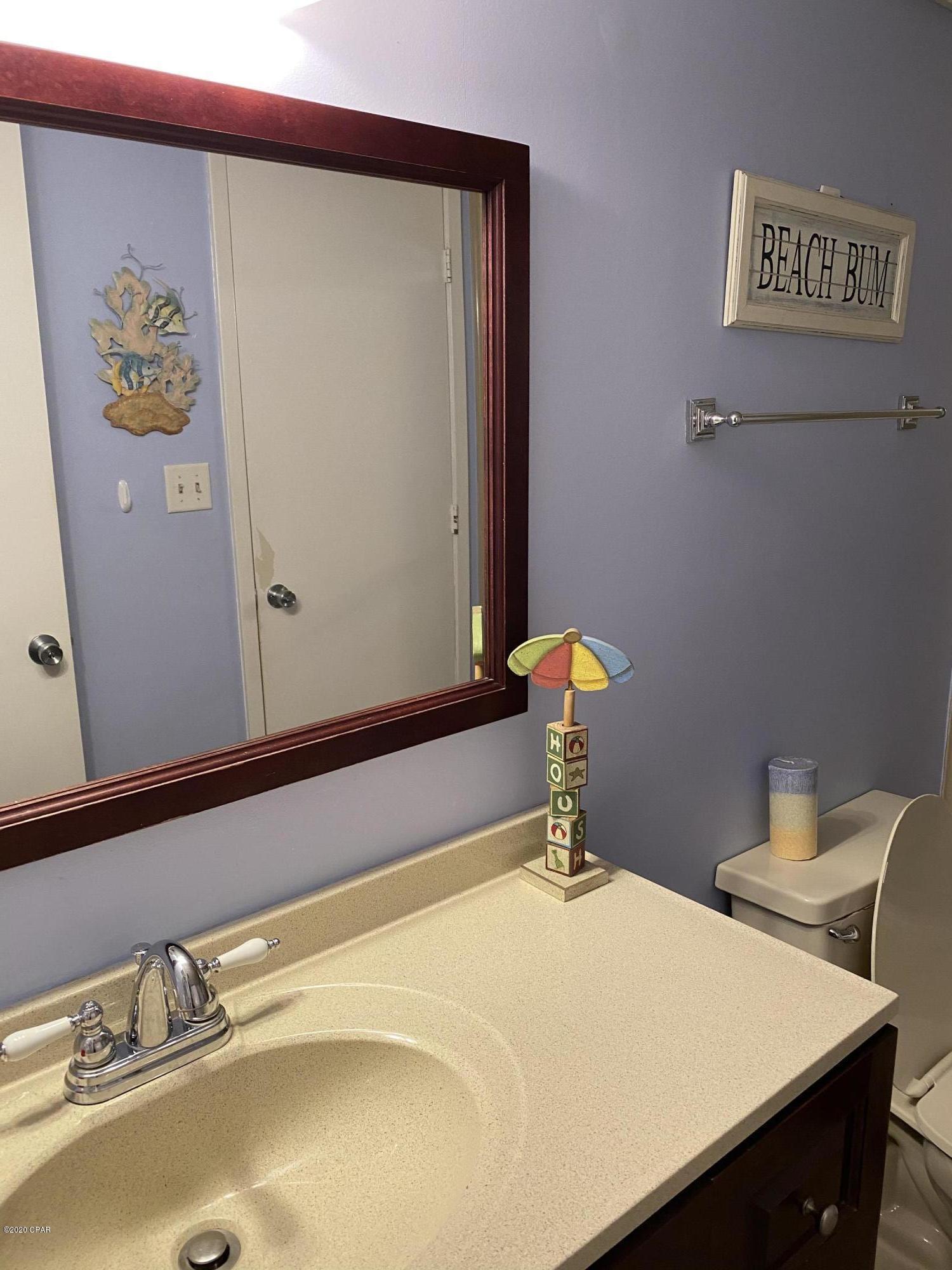 Edgewater Golf Villas V-B - Residential