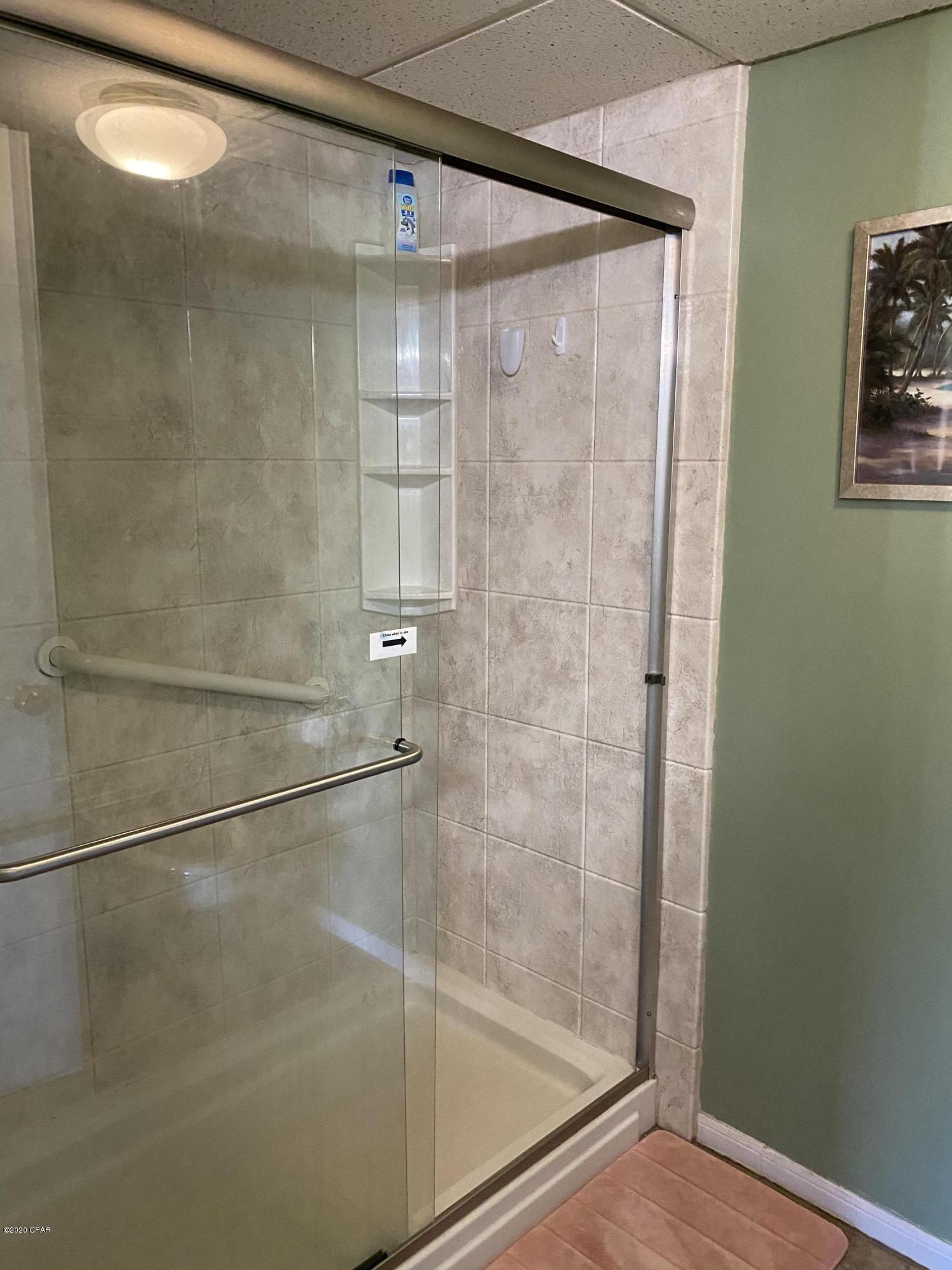 Edgewater Golf Villas V-B - Residential