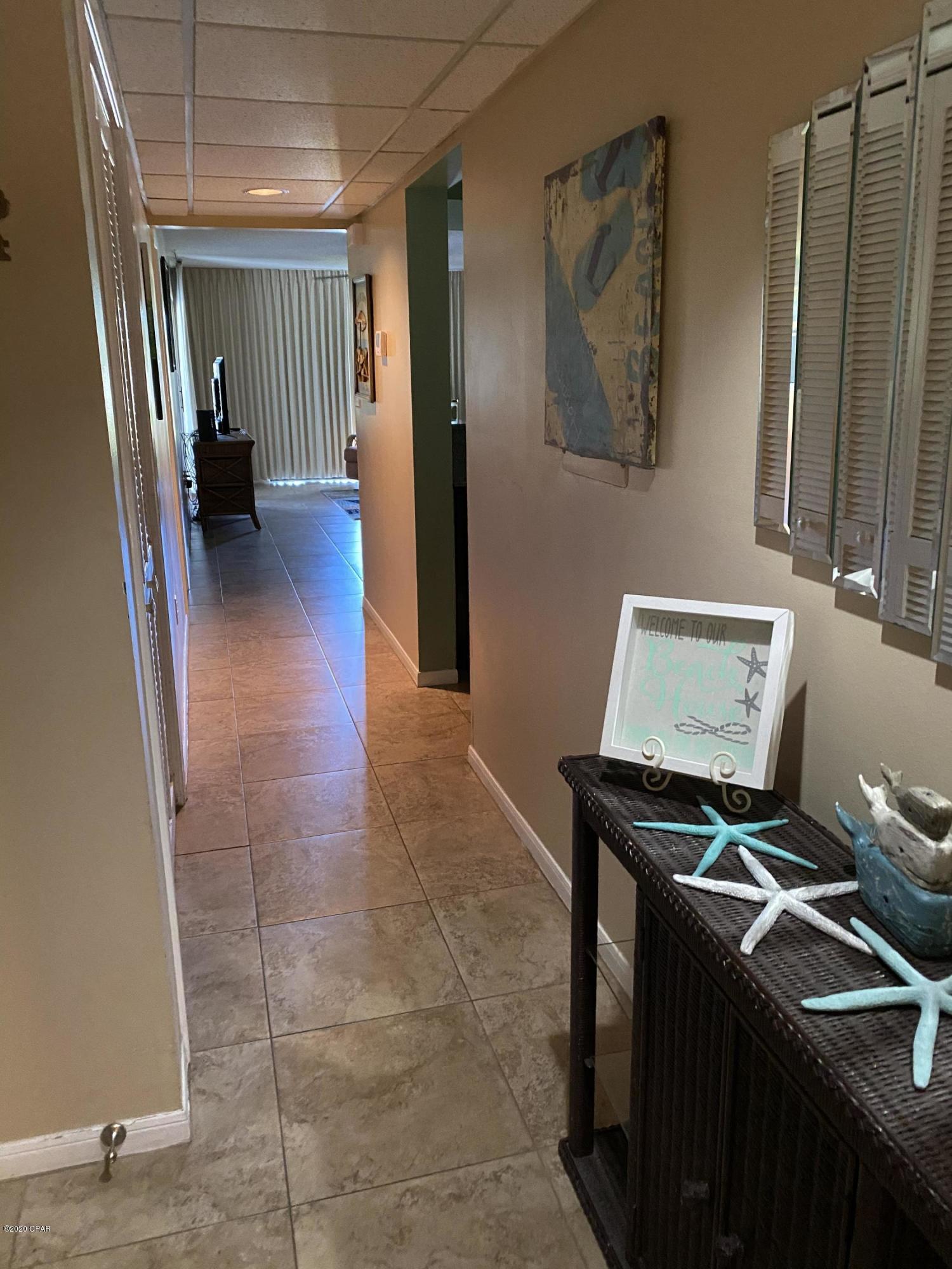 Edgewater Golf Villas V-B - Residential