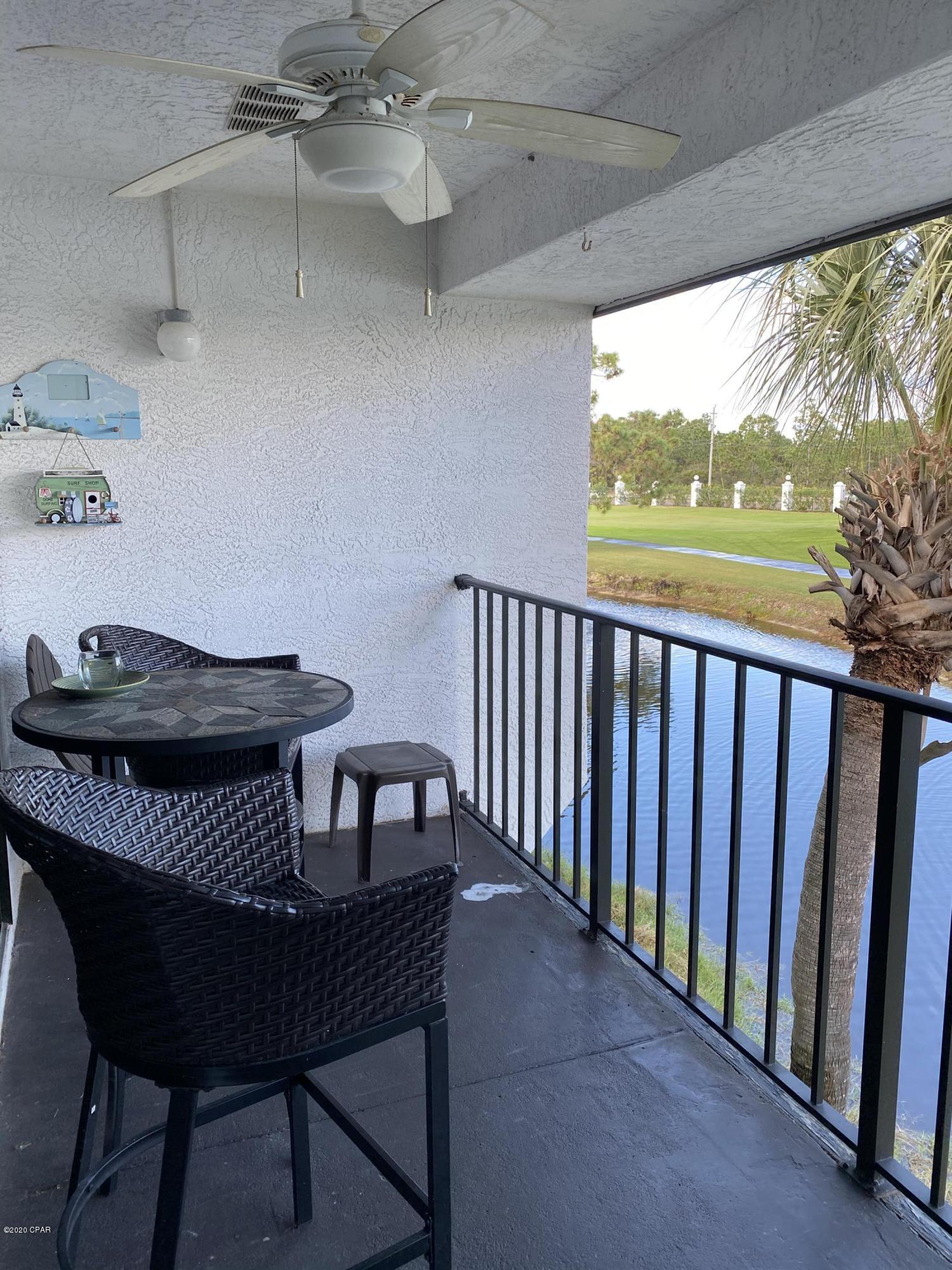 Edgewater Golf Villas V-B - Residential