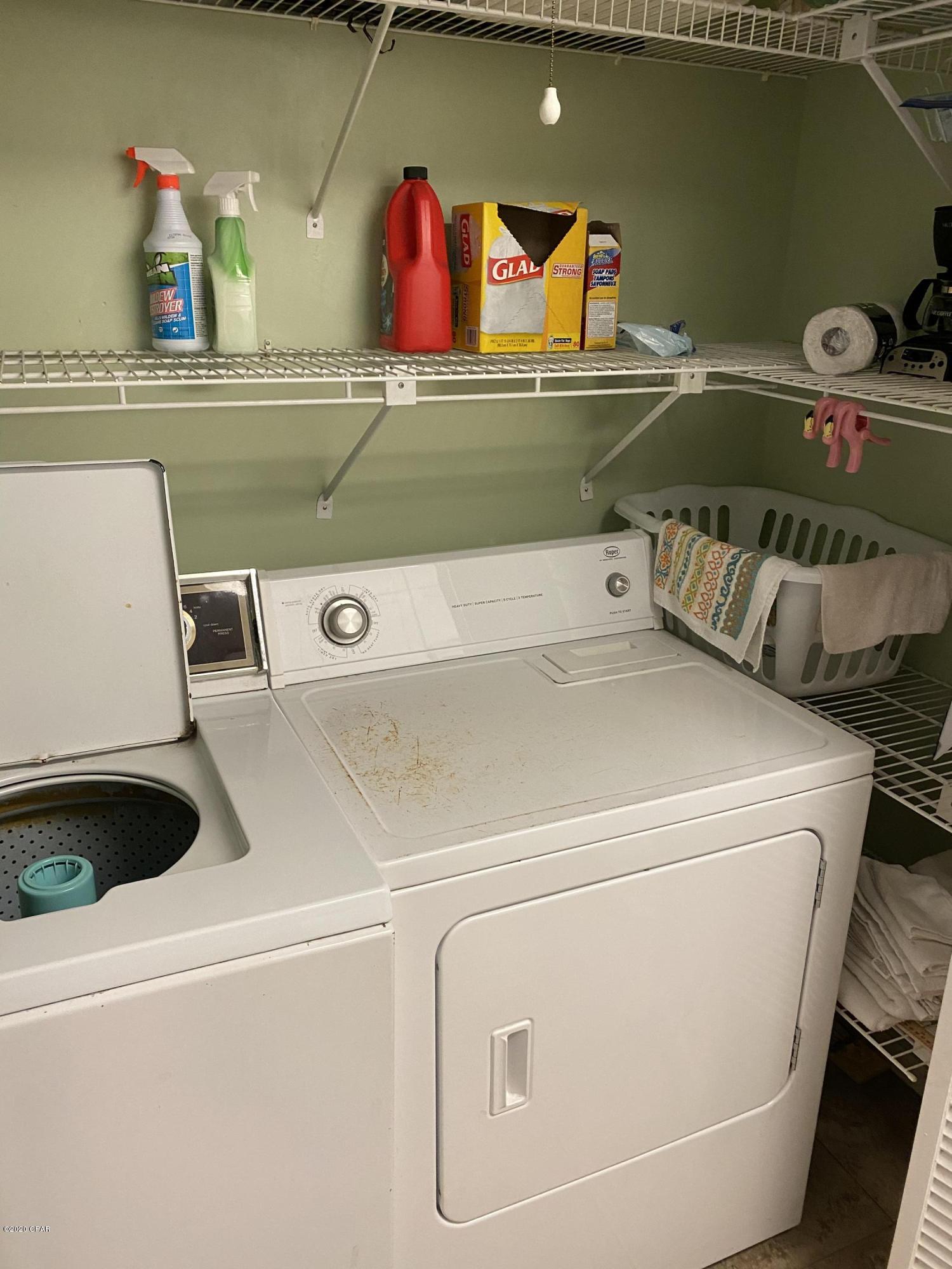 Edgewater Golf Villas V-B - Residential