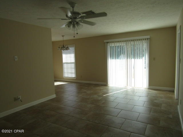 Hutchison's 2nd To Bahama Bch - Residential Lease