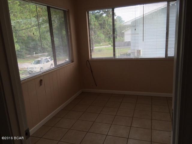 Thomas Drive Park U-5 - Residential Lease