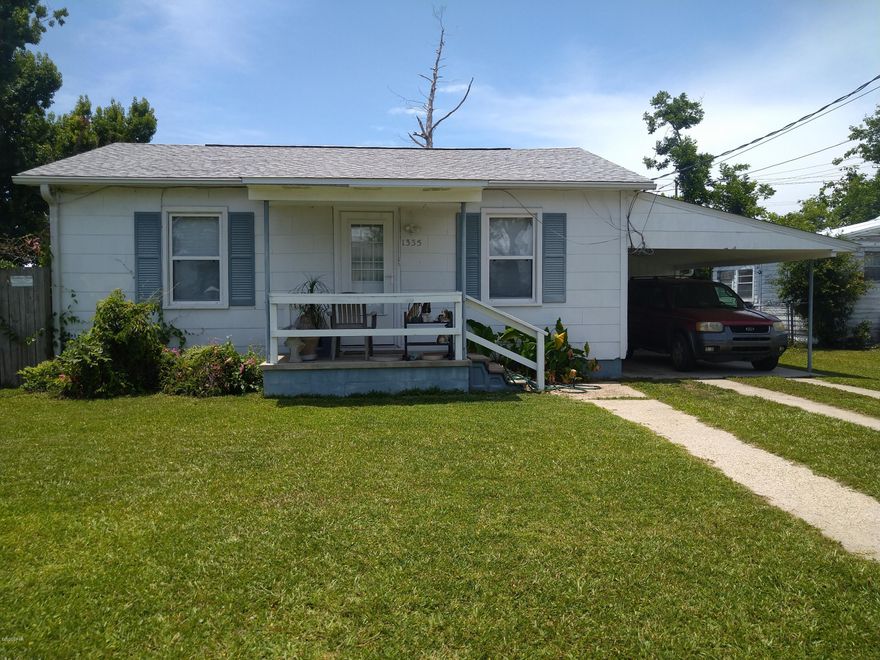 Compare price per square foot.  A very unique home.  Pecky Cedar paneling, country kitchen, huge recreation room, and lot of lawn for boat, RV... A must see.