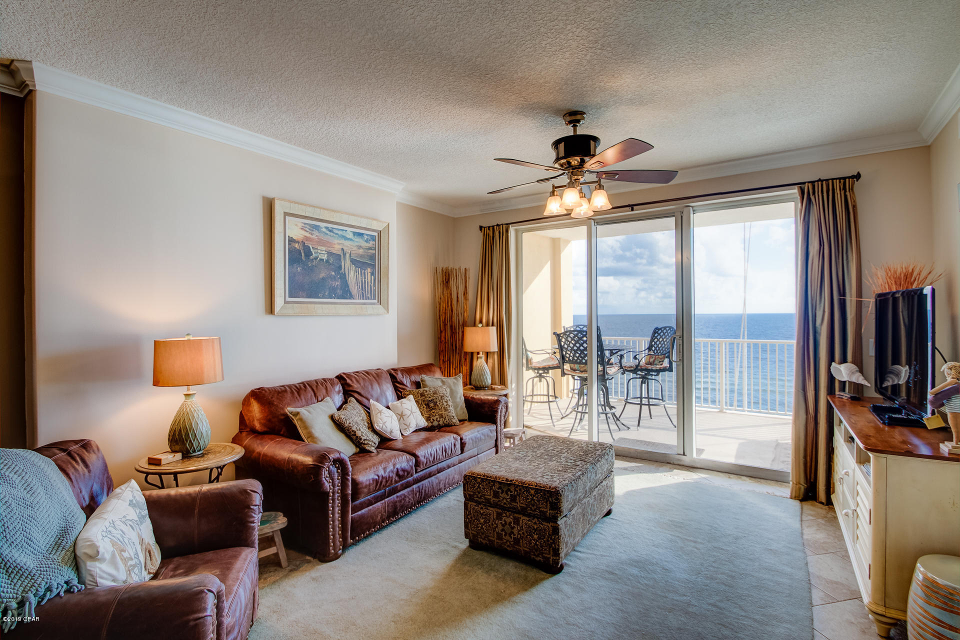 Tropic Winds - Residential