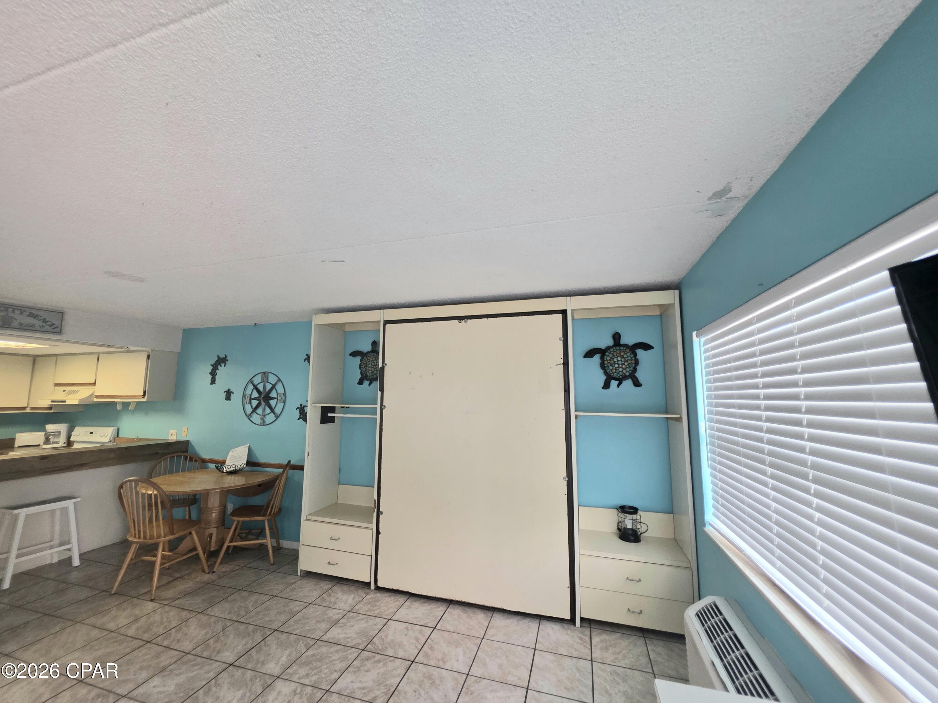 Ocean Terr. Condo. - Residential