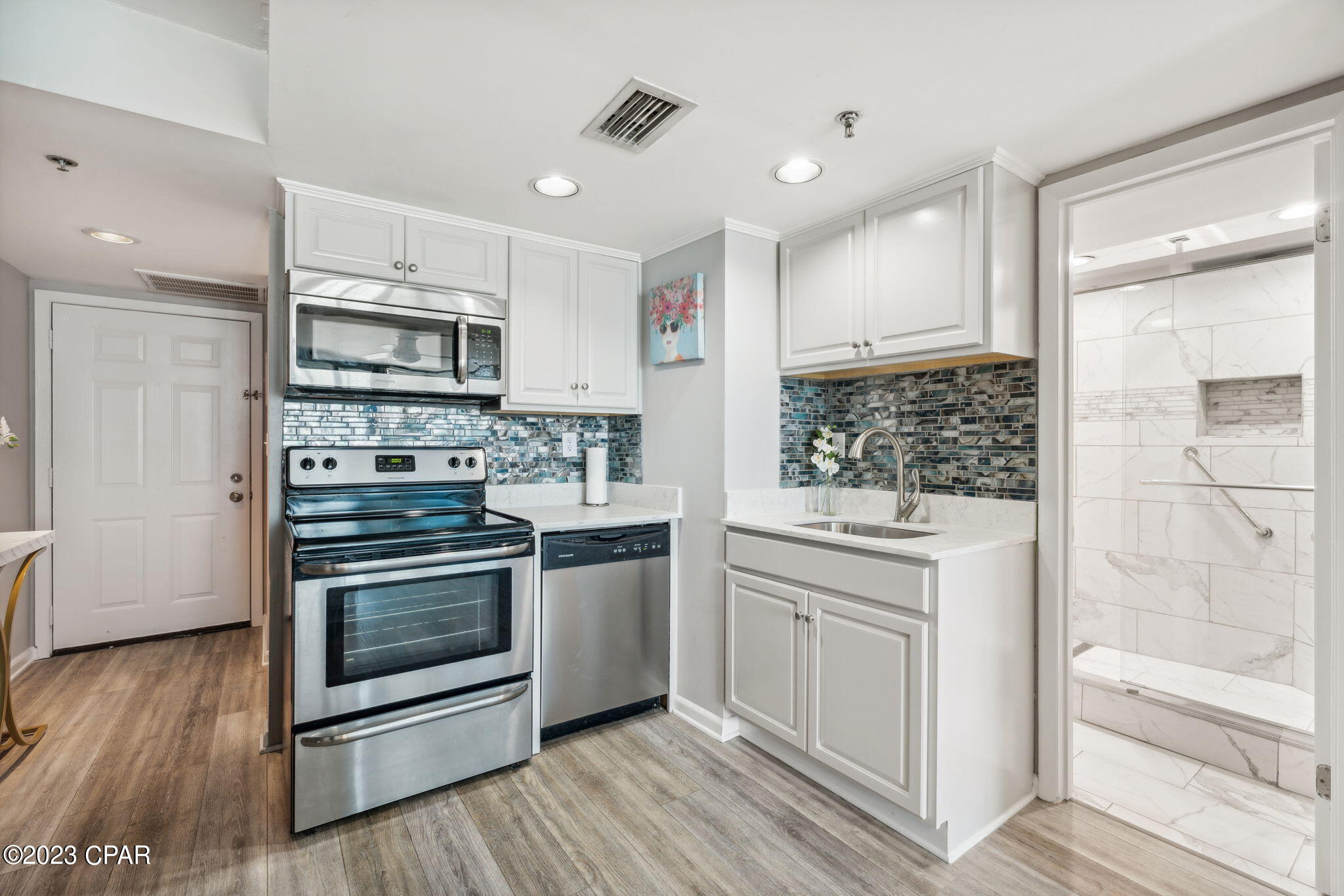 Sunbird Condo - Residential