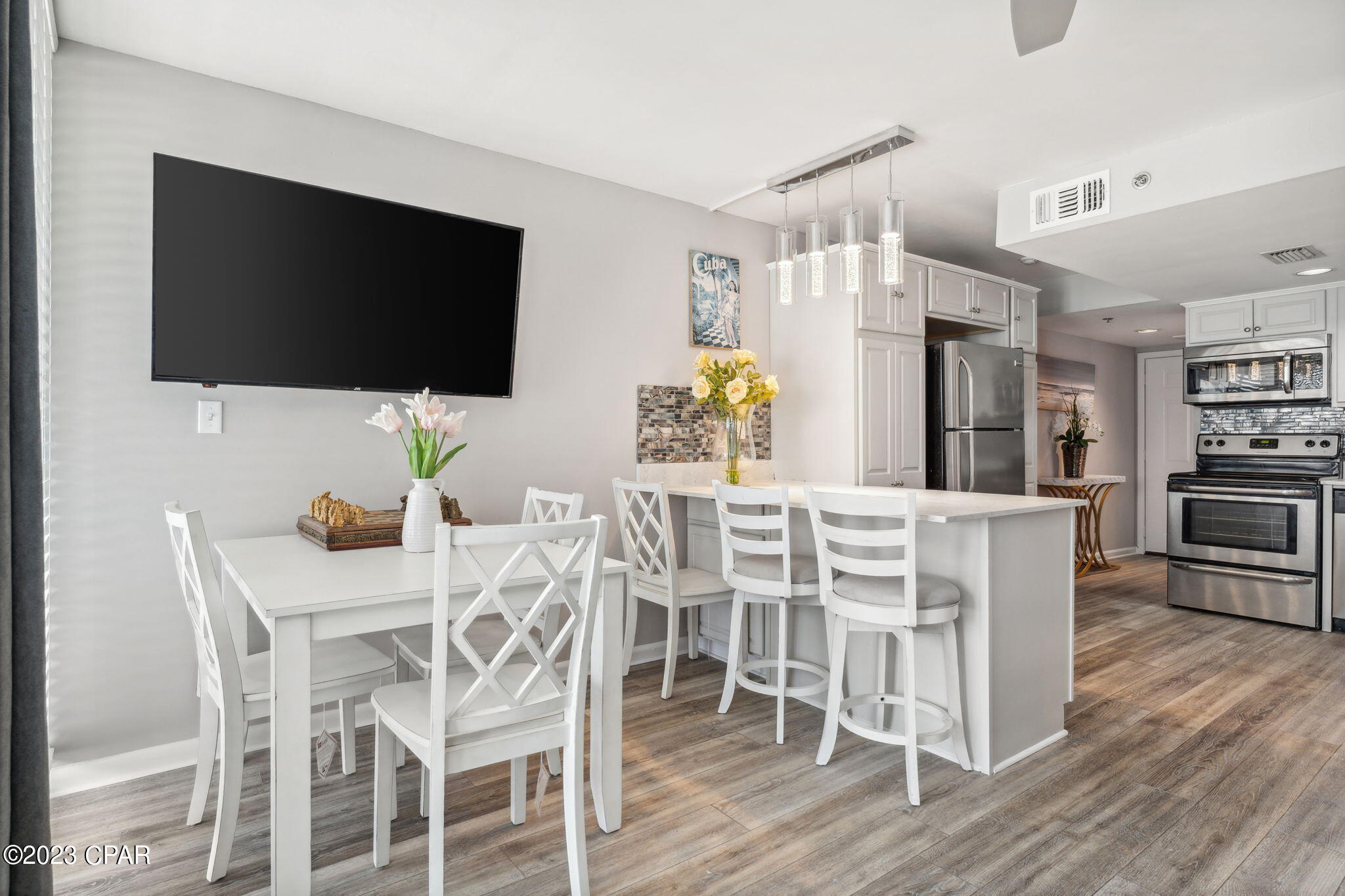 Sunbird Condo - Residential