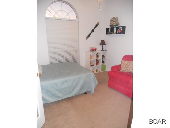 Lakewood Manor U-3 - Residential