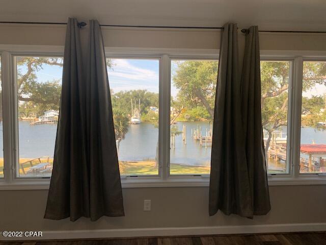 Mariners Cove - Residential