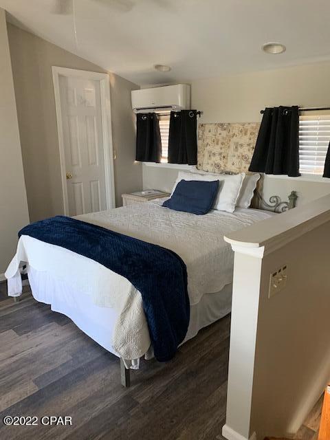 Mariners Cove - Residential